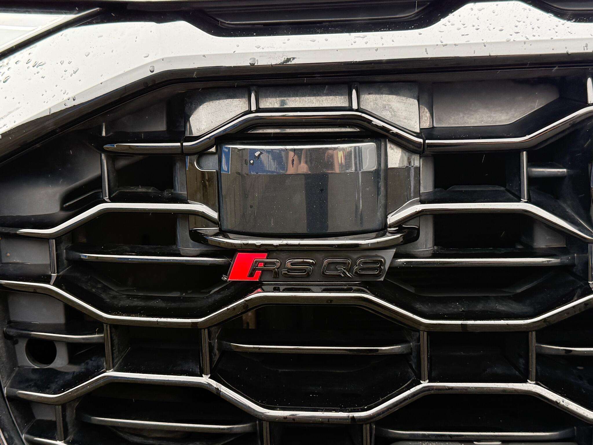 A 2023 AUDI RS Q8 4.0 TFSI V8 Vorsprung Tiptronic quattro Euro 6 (s/s) 5dr A 2023 AUDI RS Q8 4.0 TFSI V8 Vorsprung Tiptronic quattro Euro 6 (s/s) 5dr