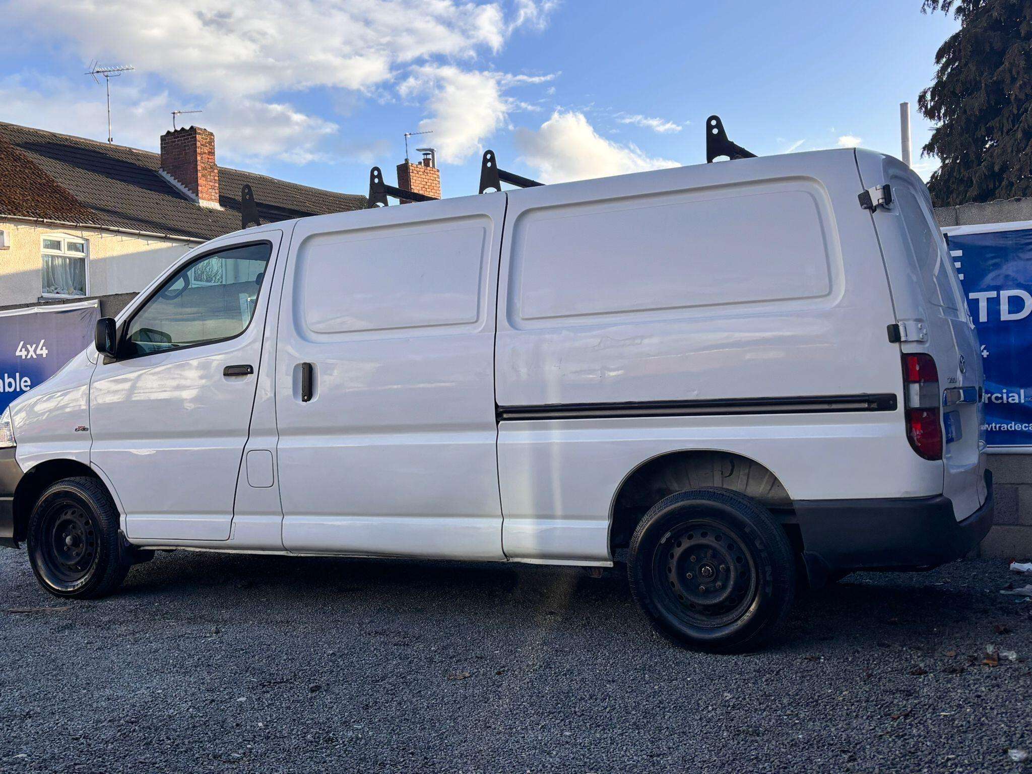 2010 TOYOTA HIACE 2010 TOYOTA HIACE