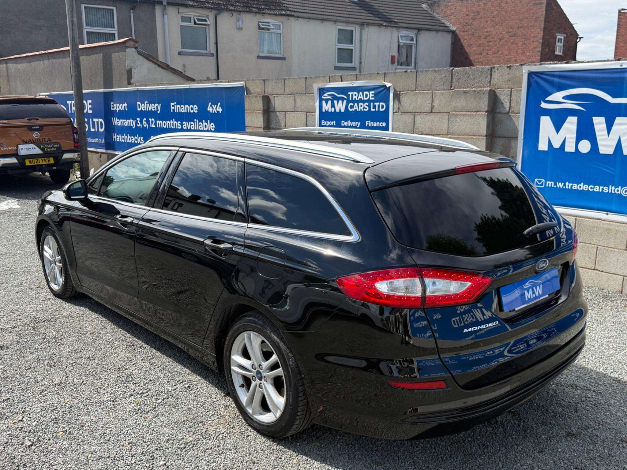 A 2017 FORD MONDEO 2.0 TDCi Titanium Euro 6 (s/s) 5dr A 2017 FORD MONDEO 2.0 TDCi Titanium Euro 6 (s/s) 5dr