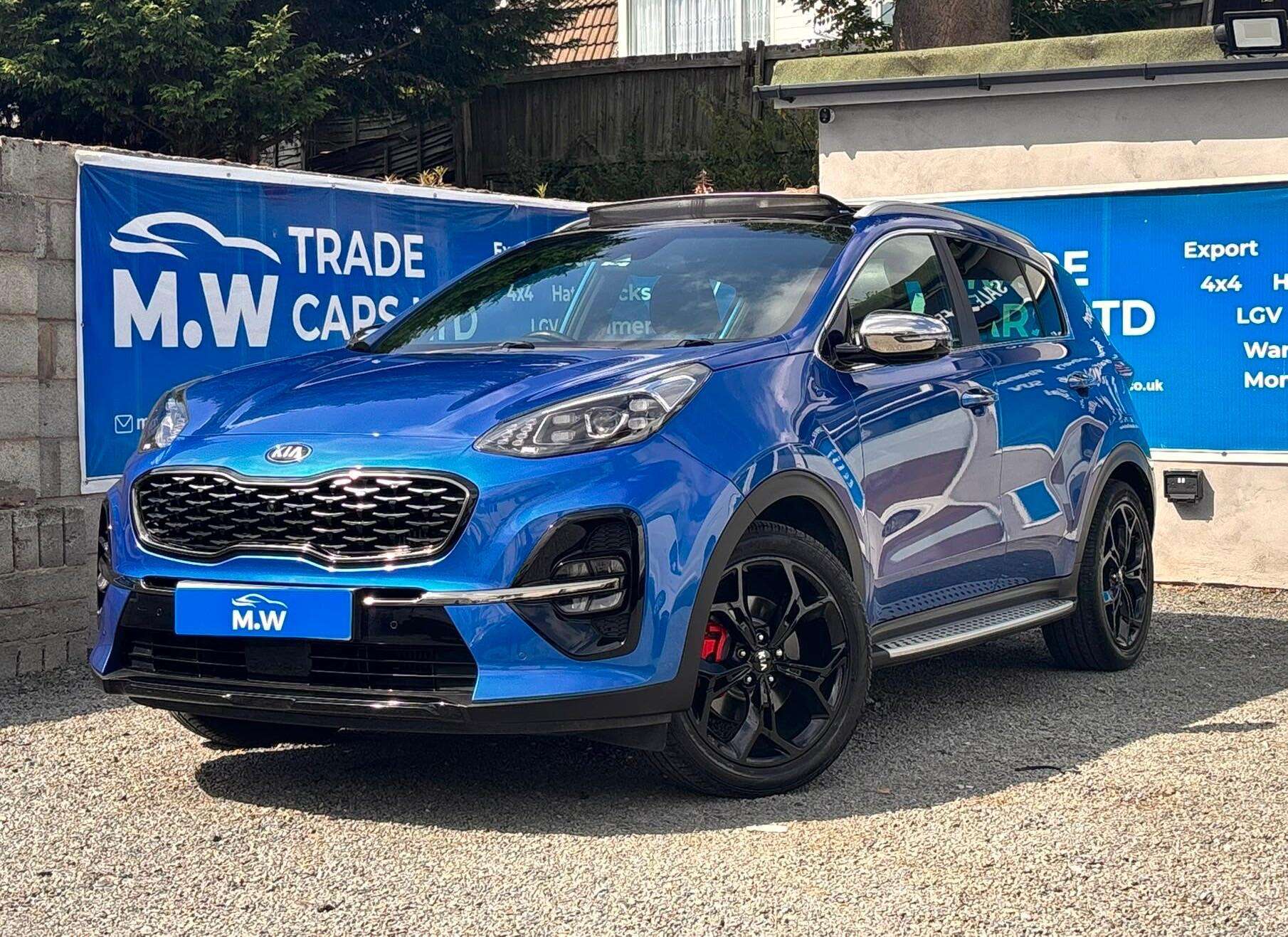 A 2019 KIA SPORTAGE 1.6 T-GDi GT-Line S DCT AWD Euro 6 (s/s) 5dr A 2019 KIA SPORTAGE 1.6 T-GDi GT-Line S DCT AWD Euro 6 (s/s) 5dr