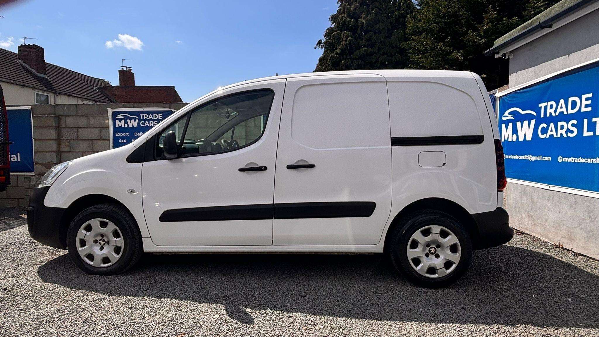 2017 PEUGEOT PARTNER 2017 PEUGEOT PARTNER