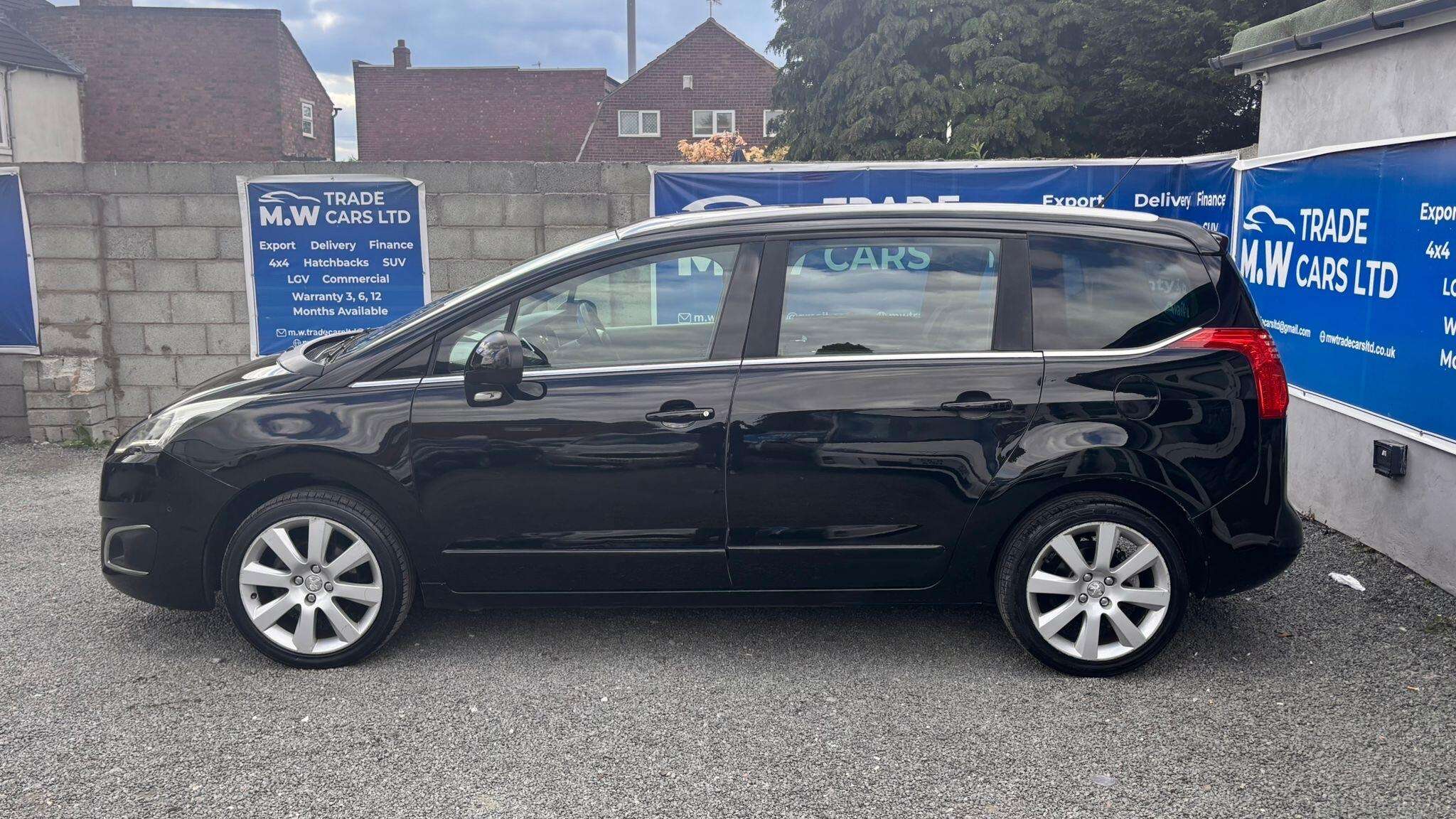 2015 PEUGEOT 5008 2015 PEUGEOT 5008