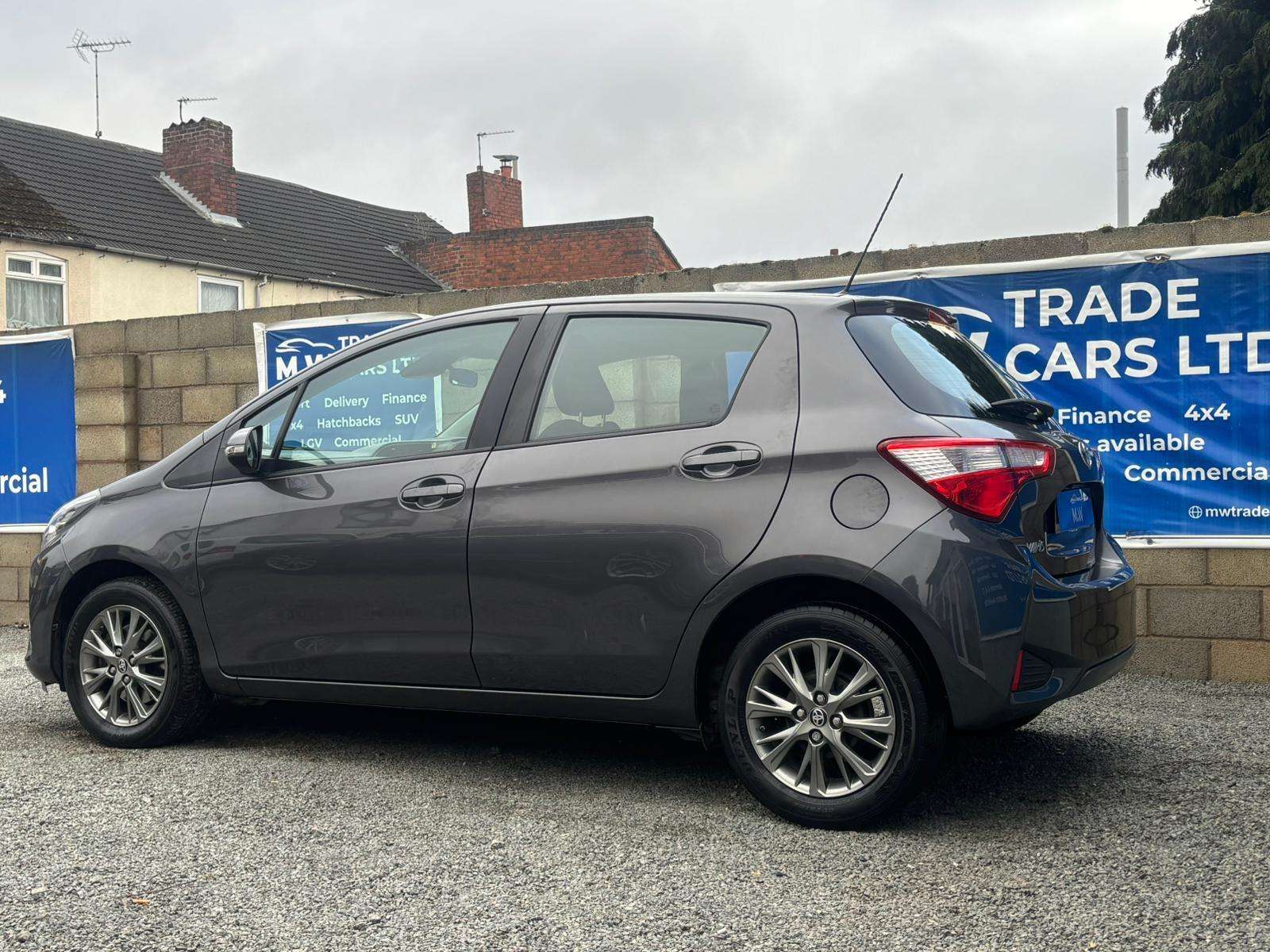 2018 TOYOTA YARIS 2018 TOYOTA YARIS