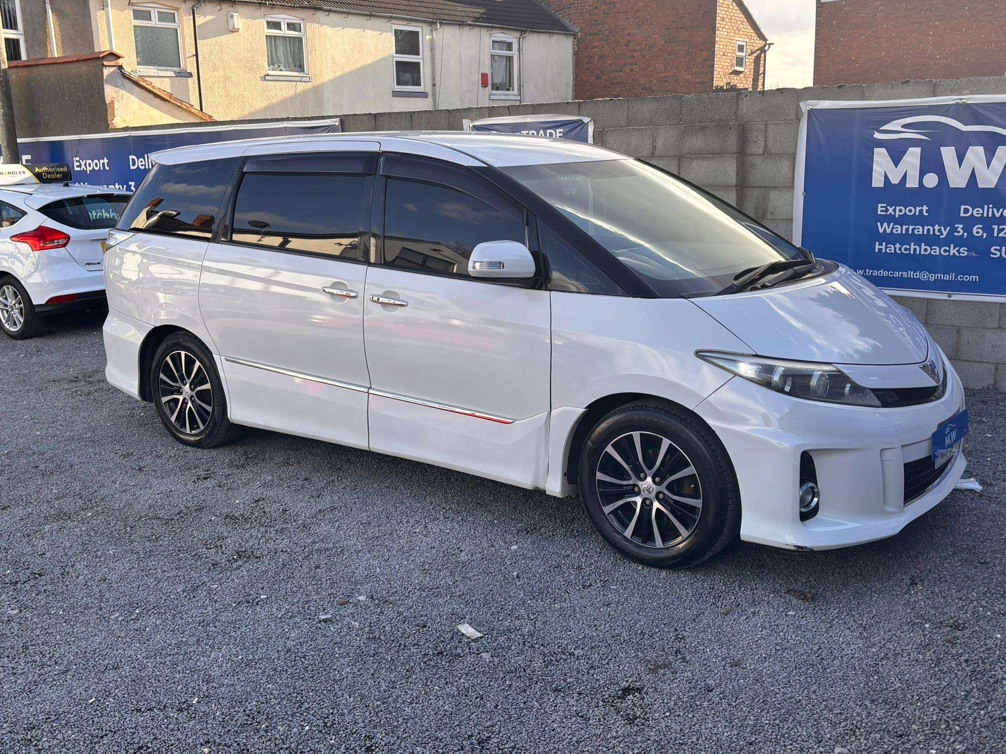 A 2014 TOYOTA ESTIMA A 2014 TOYOTA ESTIMA