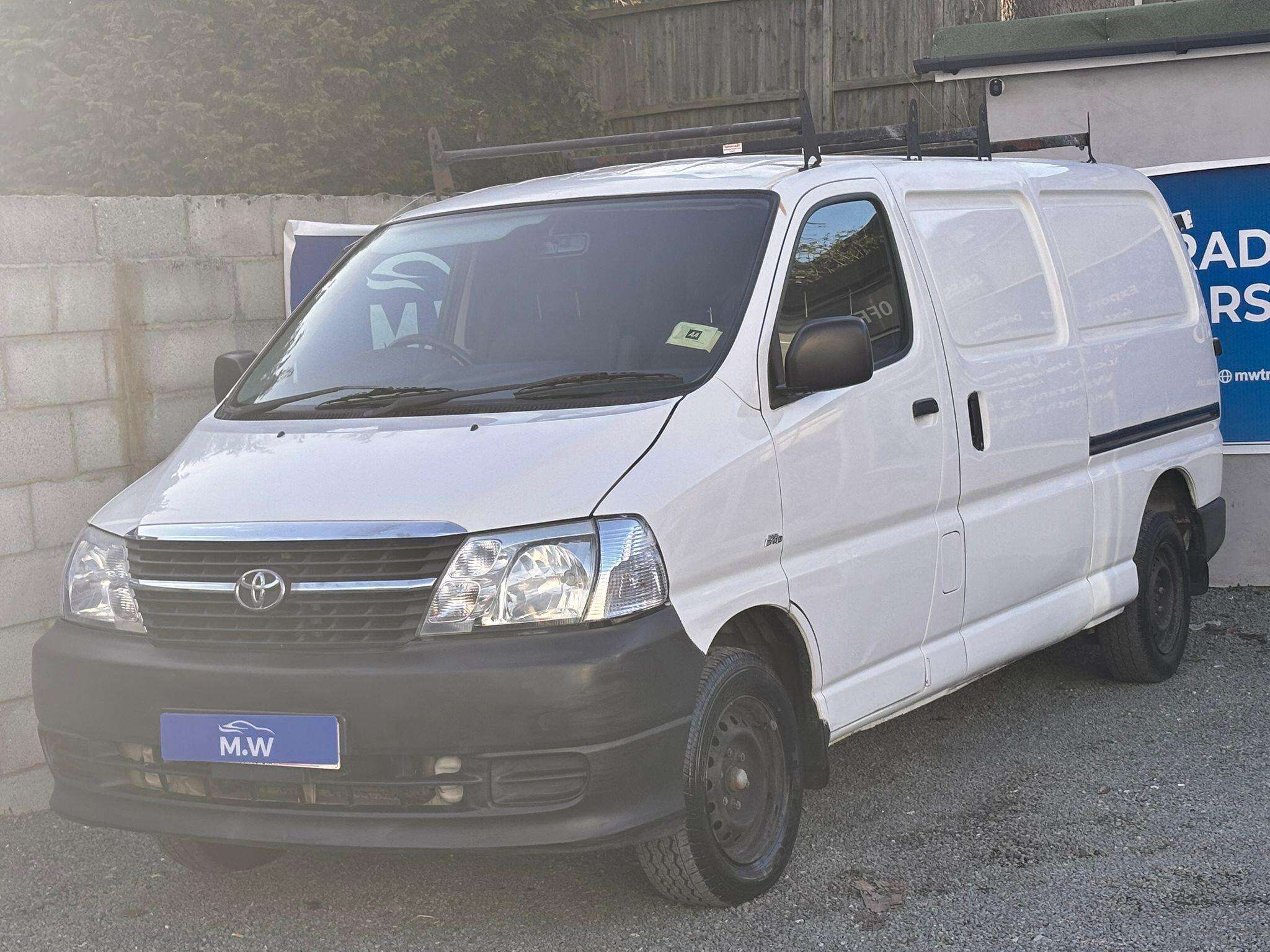 2010 TOYOTA HIACE 2010 TOYOTA HIACE