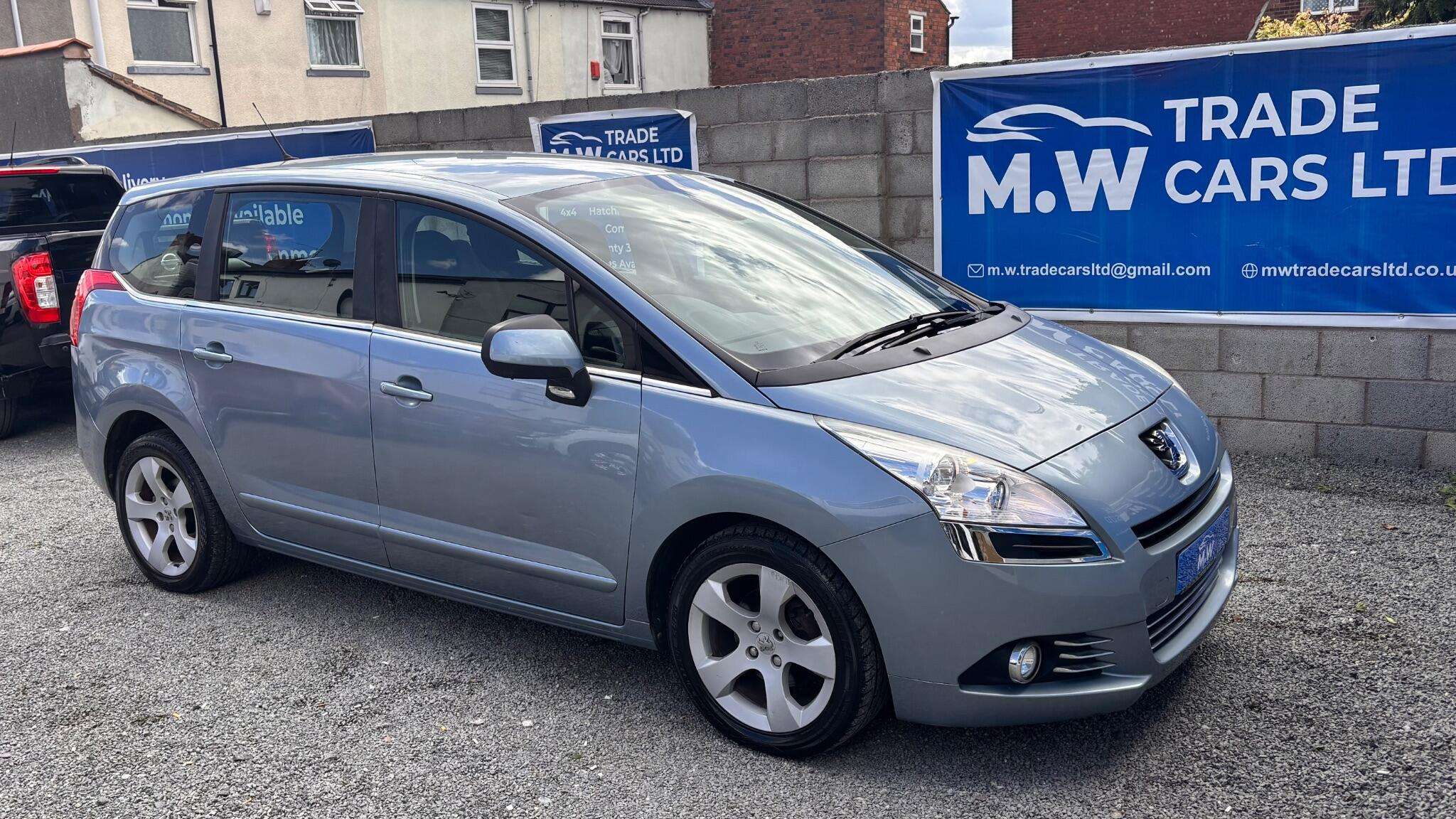 2012 PEUGEOT 5008 2012 PEUGEOT 5008