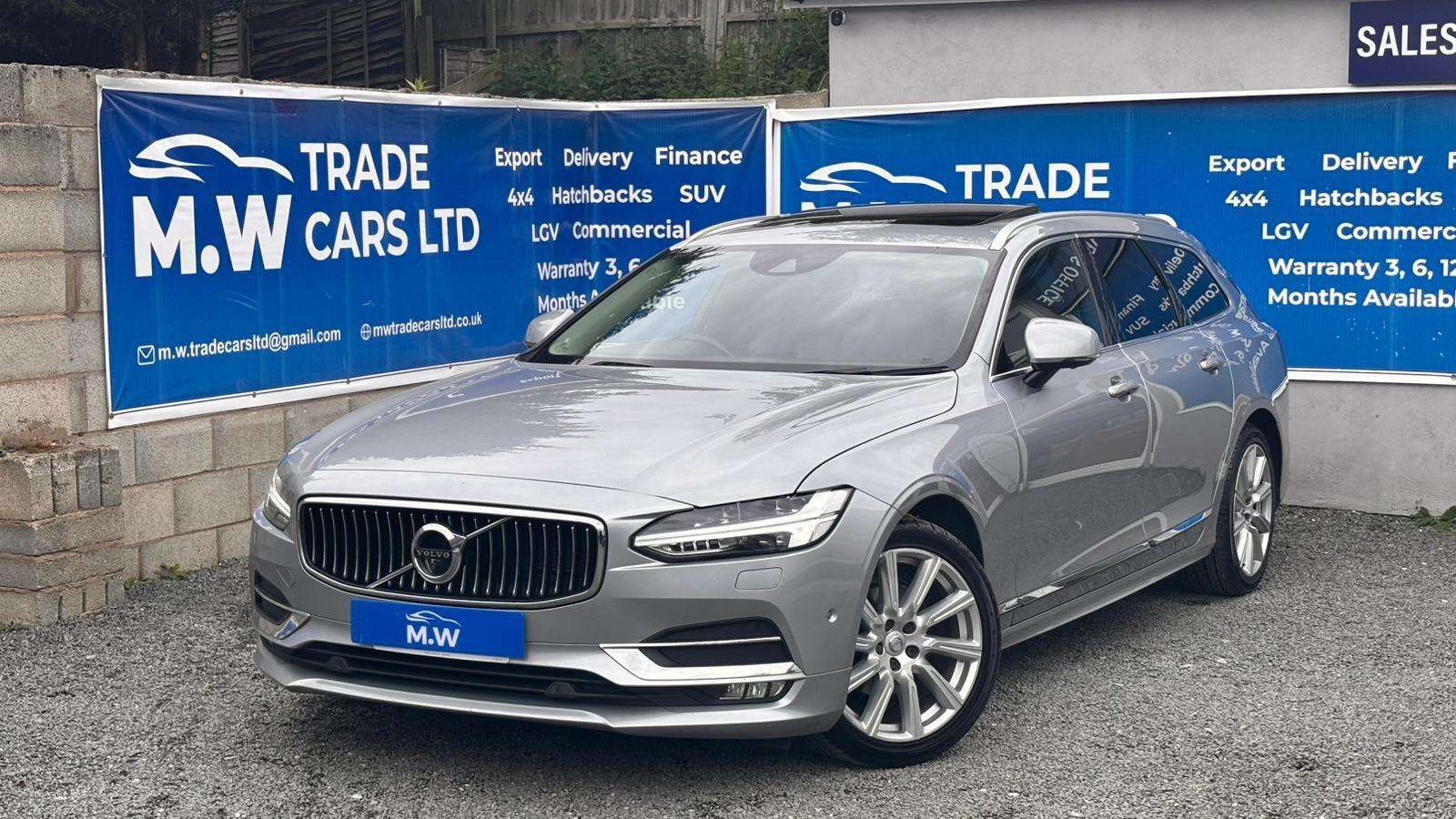A 2018 VOLVO V90 2.0 D4 Inscription Auto Euro 6 (s/s) 5dr A 2018 VOLVO V90 2.0 D4 Inscription Auto Euro 6 (s/s) 5dr