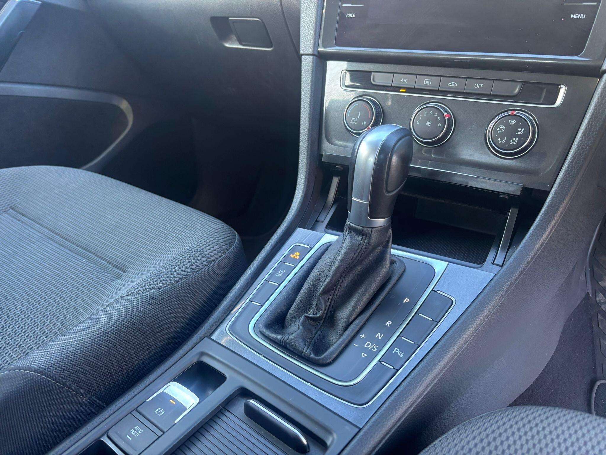 2018 VOLKSWAGEN GOLF 2018 VOLKSWAGEN GOLF