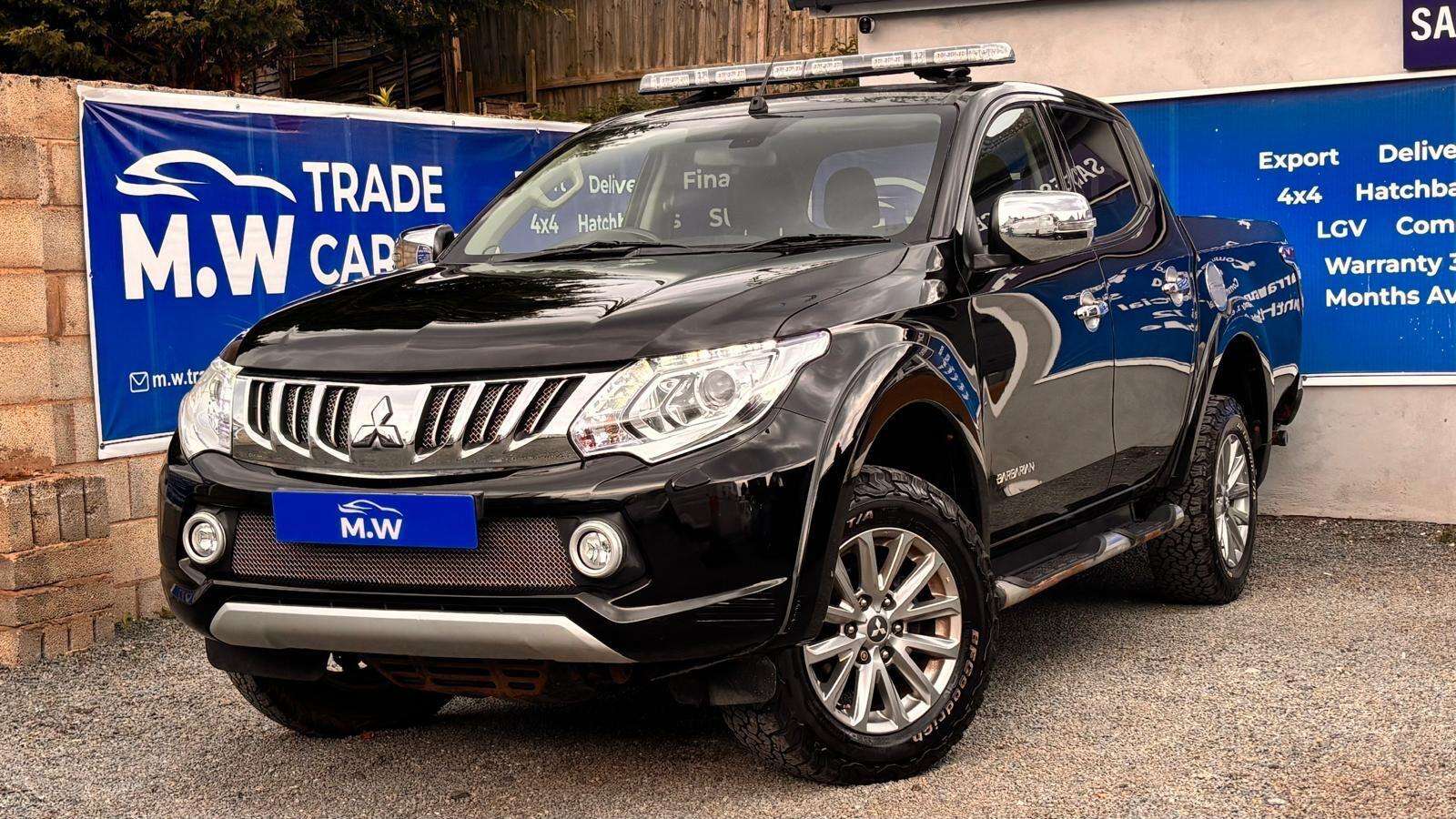 A 2016 MITSUBISHI L200 2.4 DI-D DC Barbarian Auto 4WD Euro 5 4dr A 2016 MITSUBISHI L200 2.4 DI-D DC Barbarian Auto 4WD Euro 5 4dr