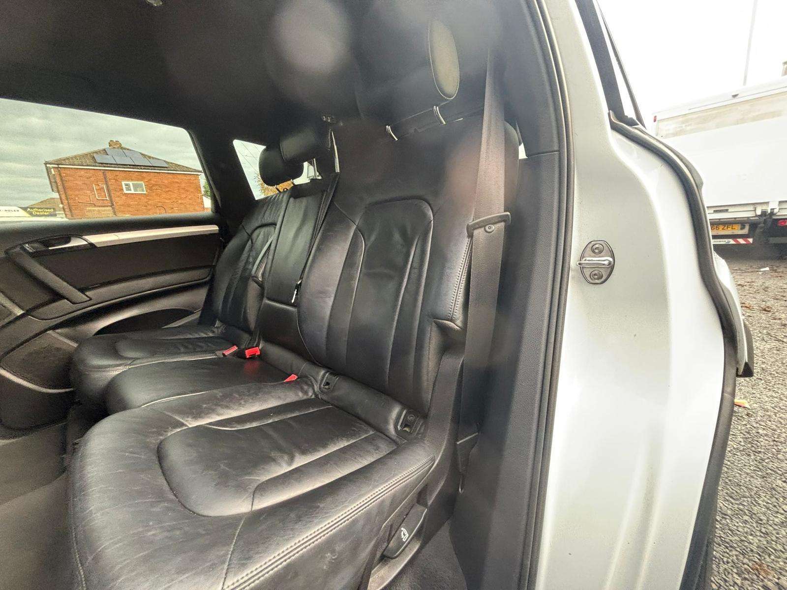 2013 AUDI Q7 2013 AUDI Q7