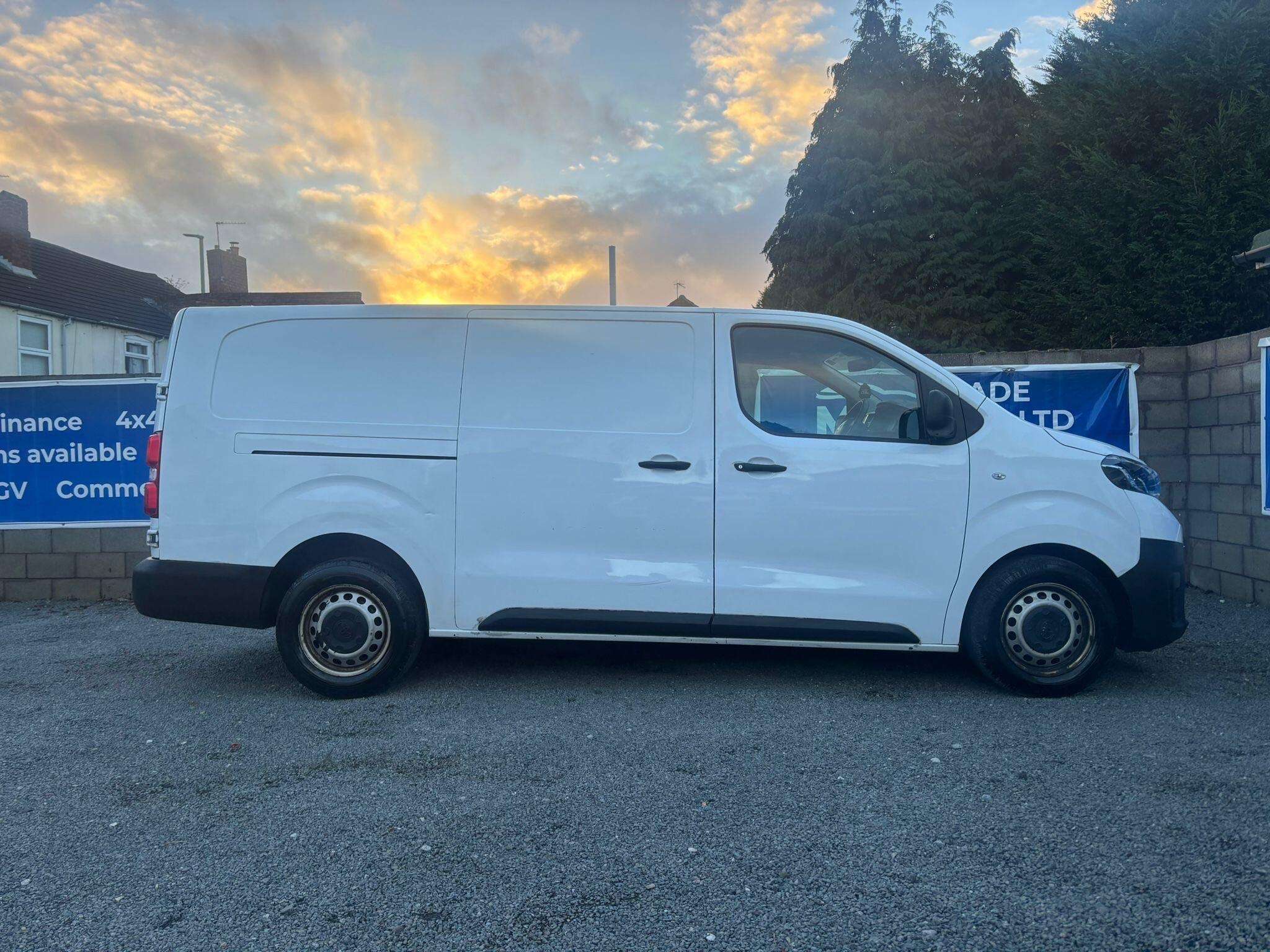 2020 TOYOTA PROACE 2020 TOYOTA PROACE