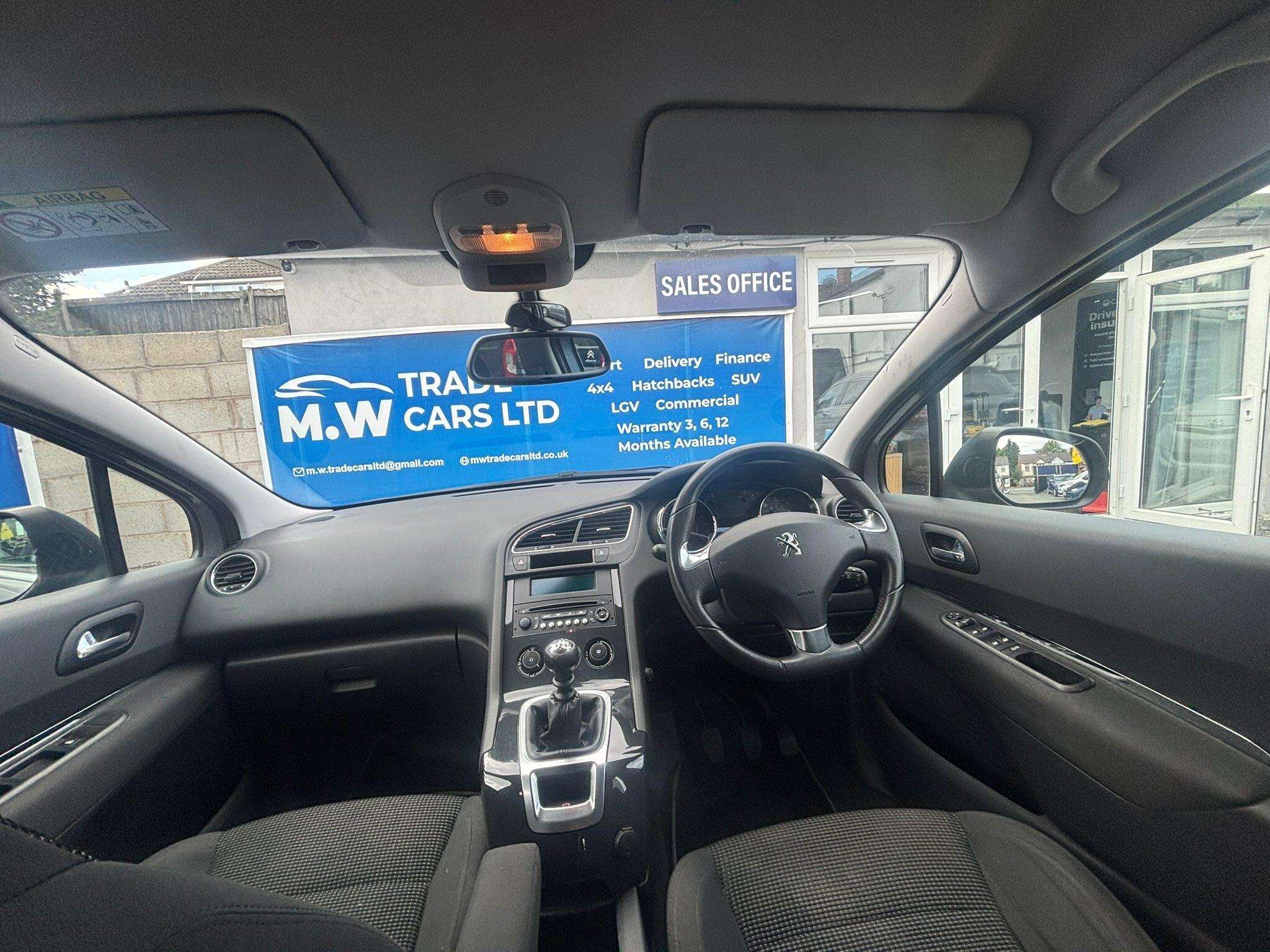 2015 PEUGEOT 5008 2015 PEUGEOT 5008