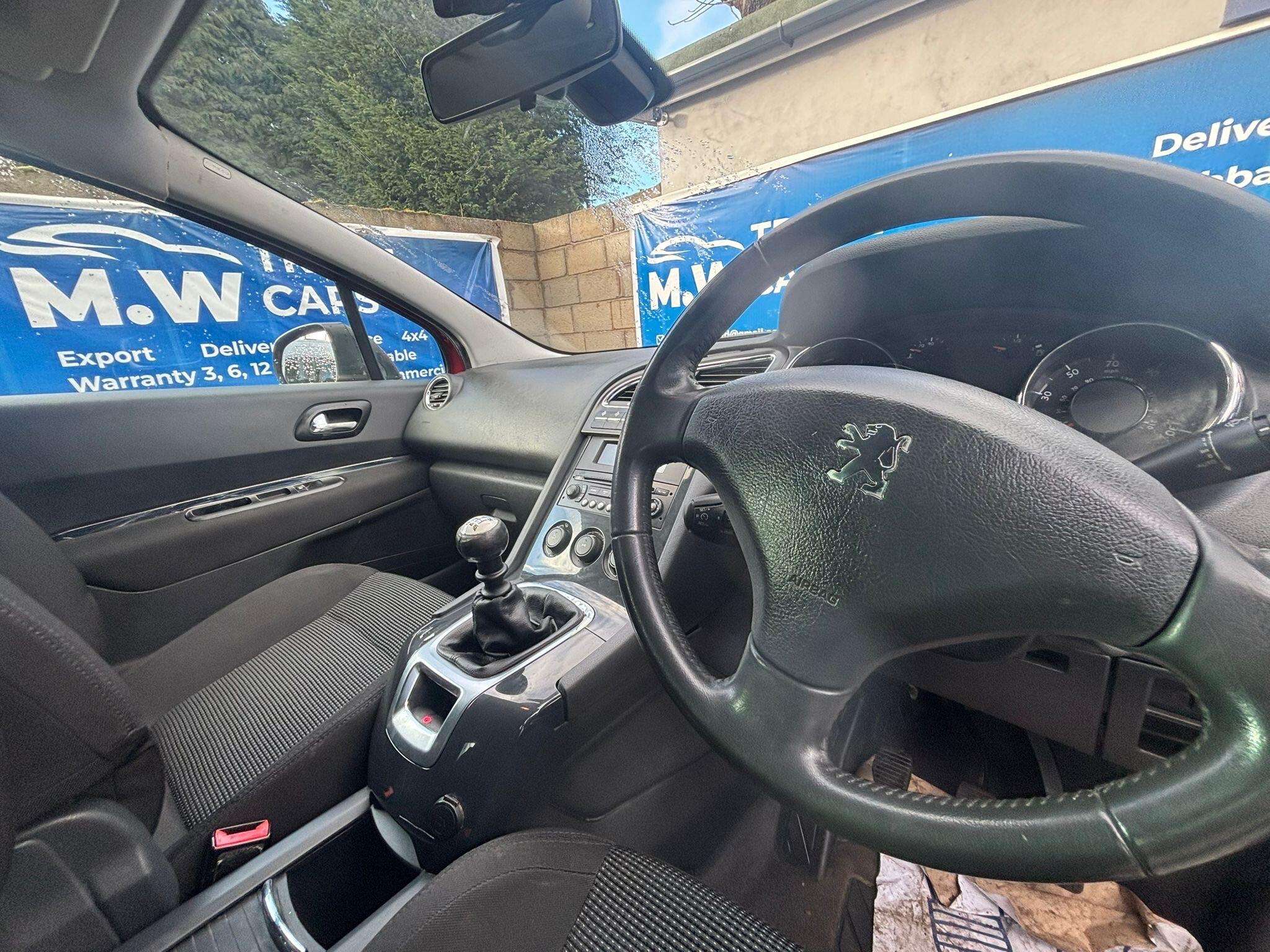 2012 PEUGEOT 5008 2012 PEUGEOT 5008