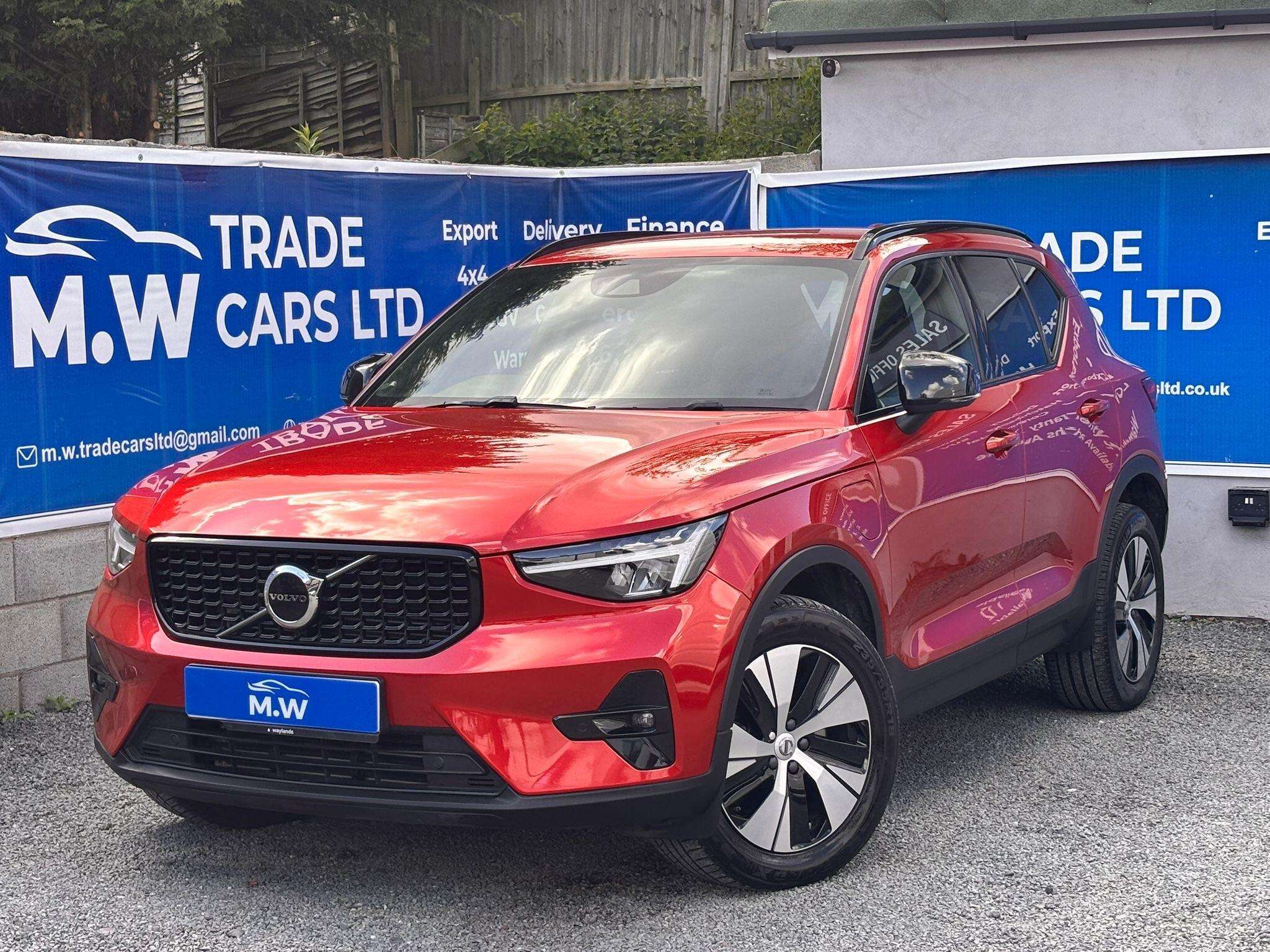 A 2023 VOLVO XC40 1.5h T4 Recharge 10.7kWh Plus Auto Euro 6 (s/s) 5dr A 2023 VOLVO XC40 1.5h T4 Recharge 10.7kWh Plus Auto Euro 6 (s/s) 5dr
