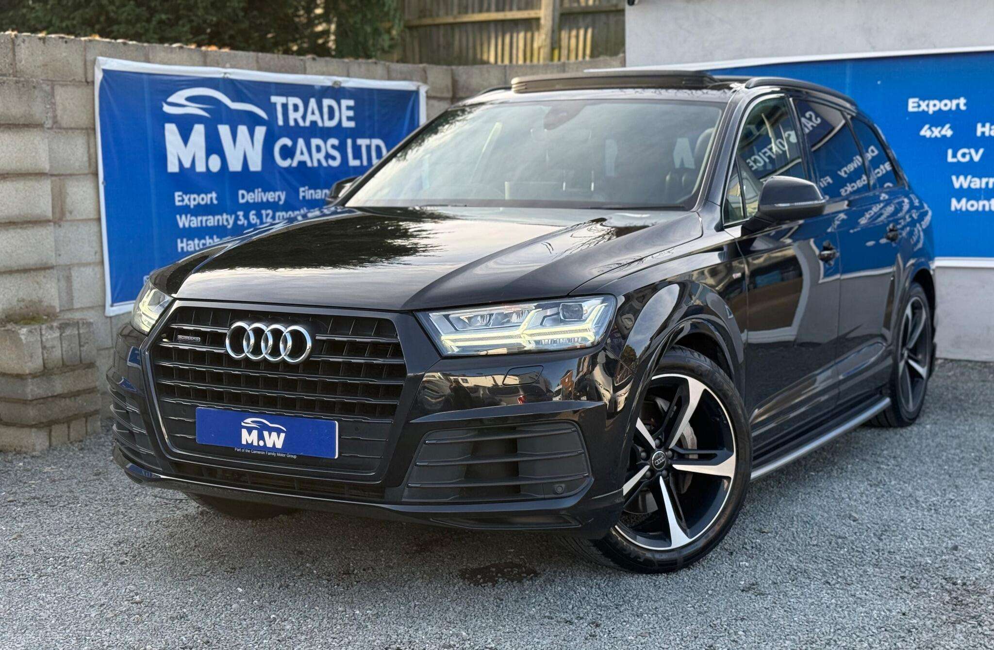 A 2018 AUDI Q7 3.0 TDI V6 50 Black Edition Tiptronic quattro Euro 6 (s/s) 5dr A 2018 AUDI Q7 3.0 TDI V6 50 Black Edition Tiptronic quattro Euro 6 (s/s) 5dr