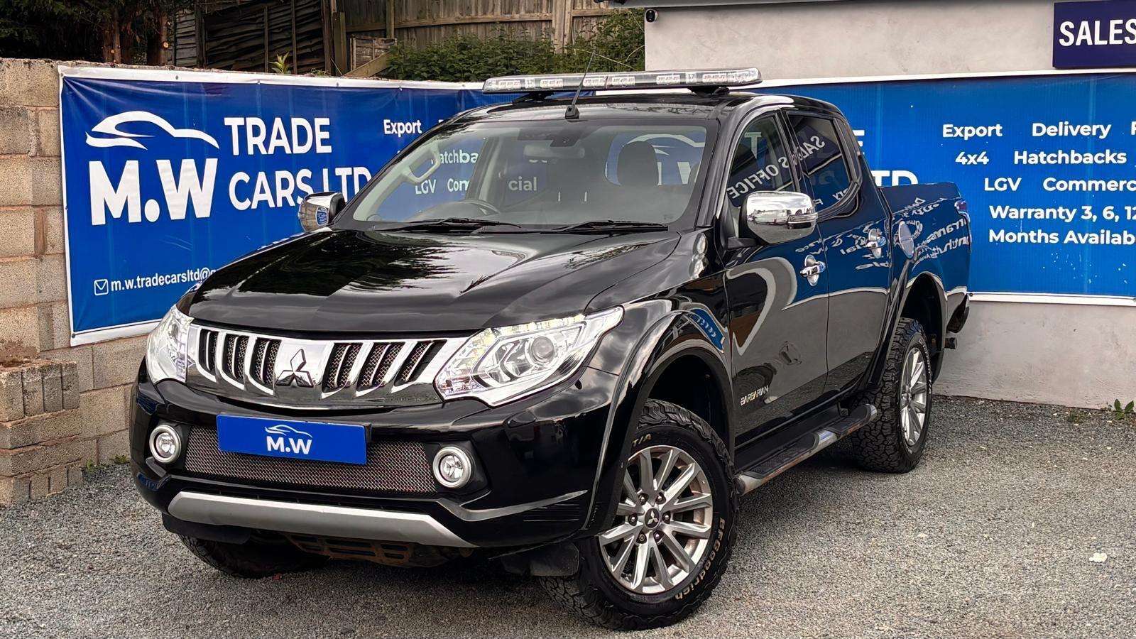 A 2016 MITSUBISHI L200 2.4 DI-D DC Barbarian Auto 4WD Euro 5 4dr A 2016 MITSUBISHI L200 2.4 DI-D DC Barbarian Auto 4WD Euro 5 4dr