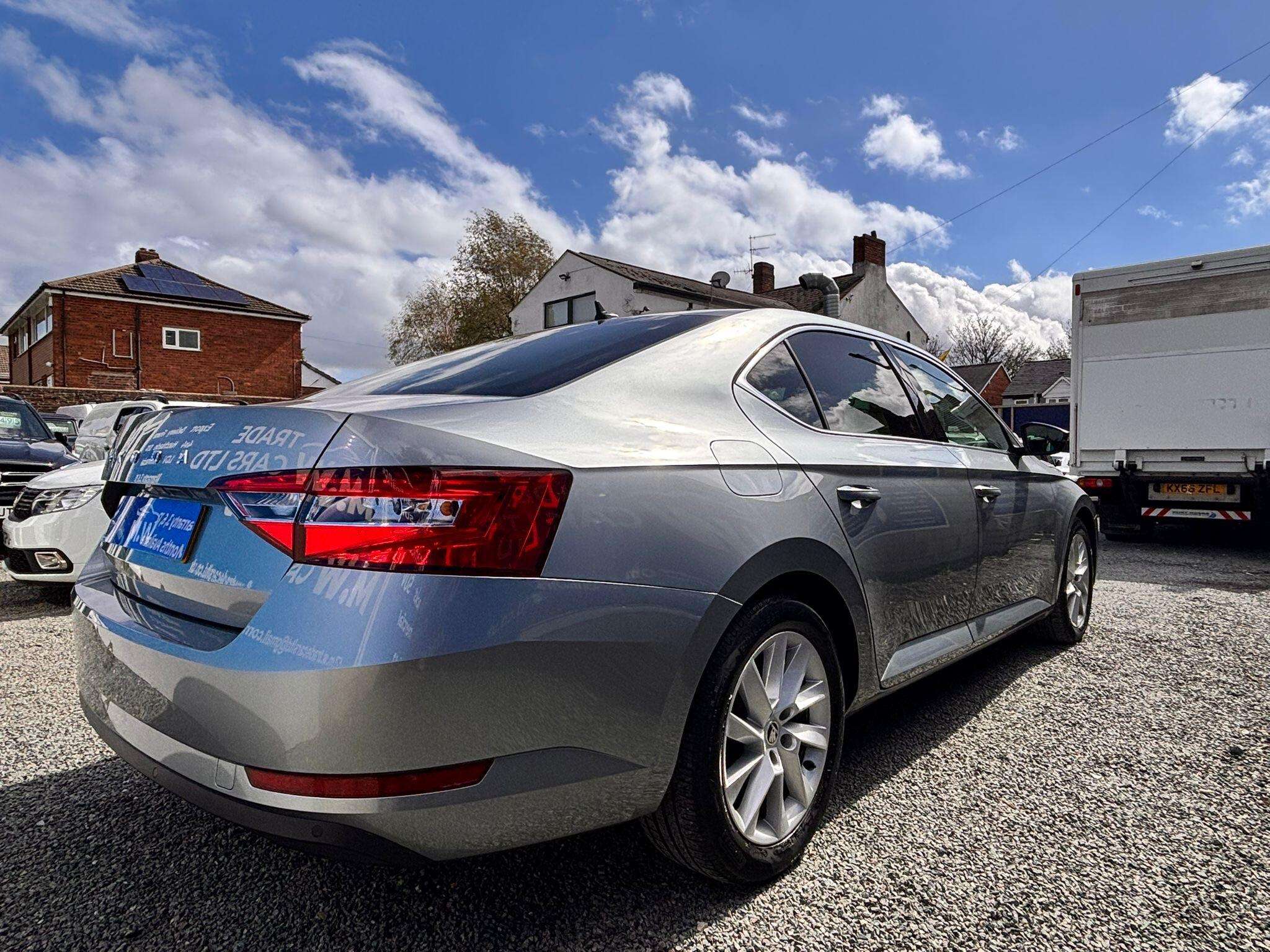2020 SKODA SUPERB 2020 SKODA SUPERB
