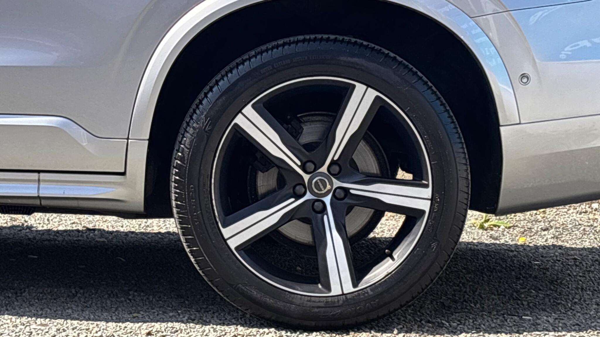 2019 VOLVO XC90 2019 VOLVO XC90