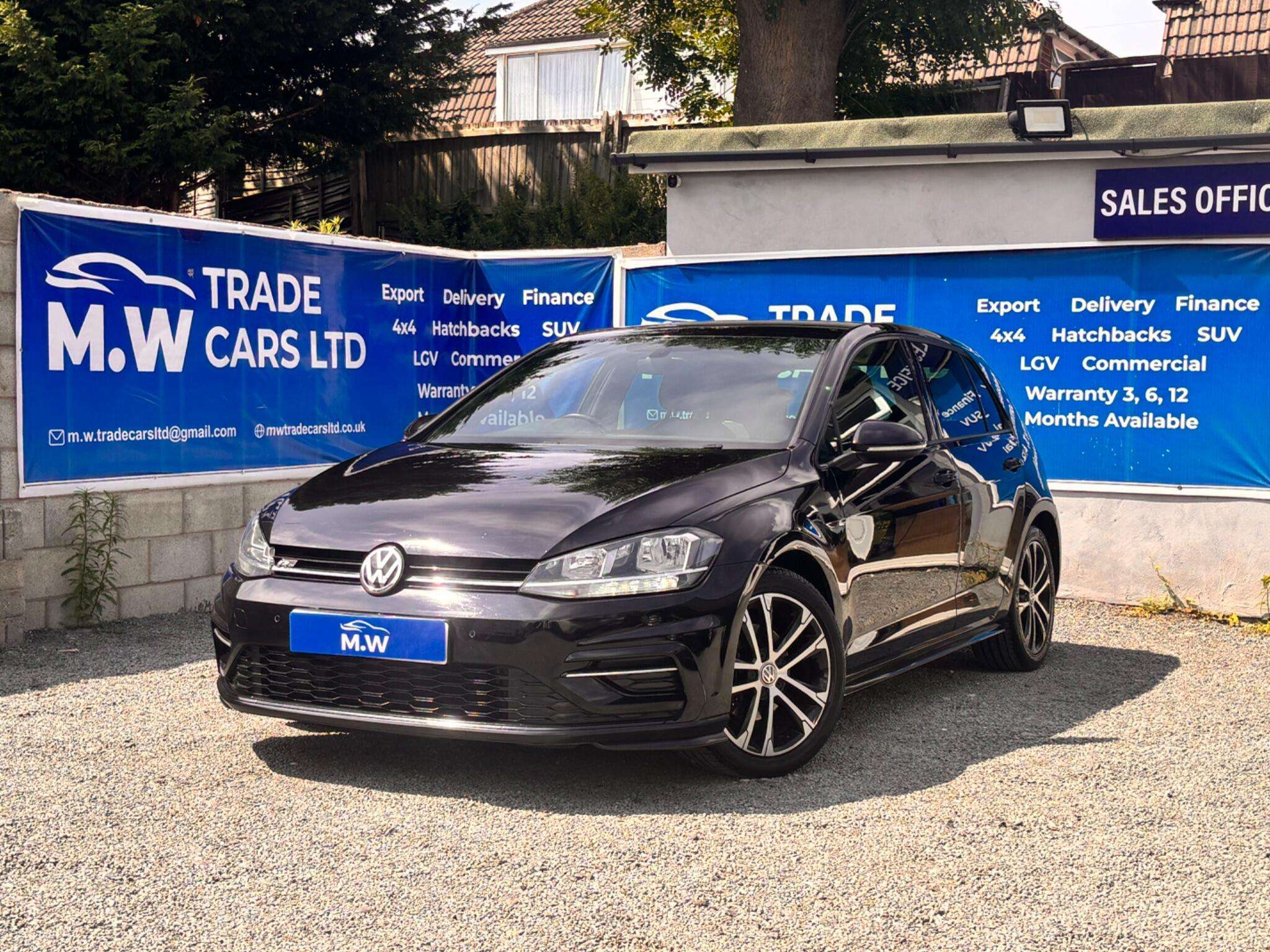 A 2018 VOLKSWAGEN GOLF 1.5 TSI EVO R-Line DSG Euro 6 (s/s) 5dr A 2018 VOLKSWAGEN GOLF 1.5 TSI EVO R-Line DSG Euro 6 (s/s) 5dr