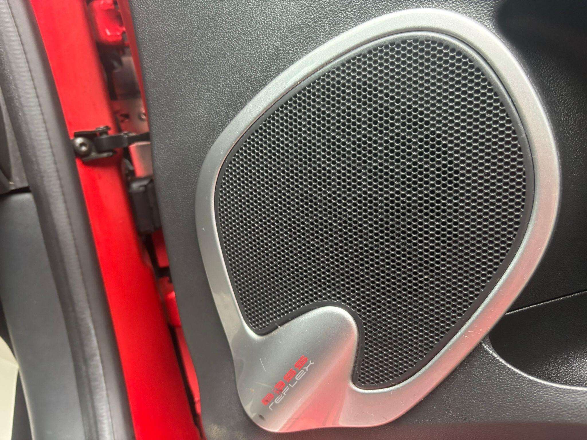 2016 RENAULT CLIO 2016 RENAULT CLIO