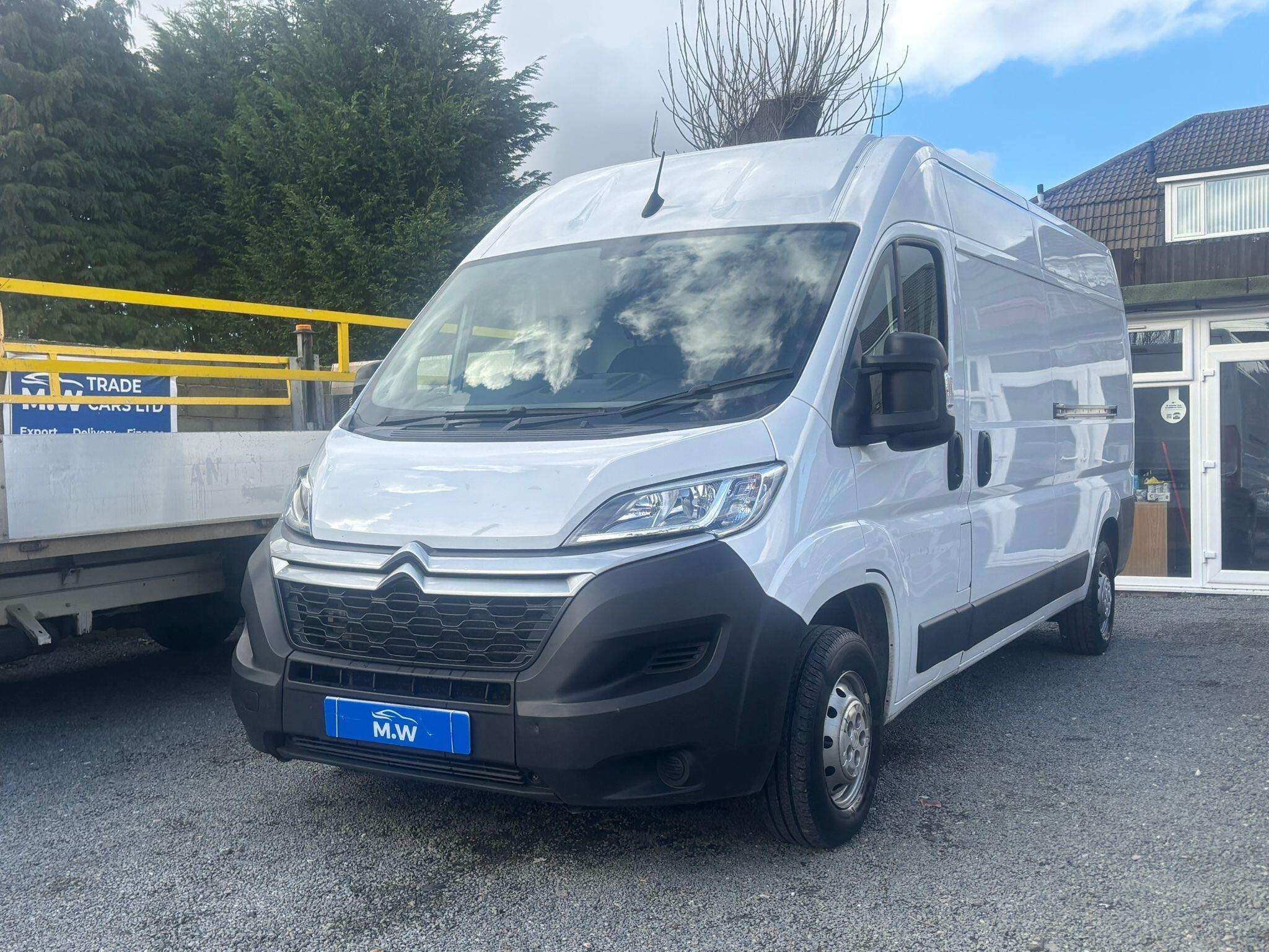 A 2023 CITROEN RELAY 2.2 BlueHDi 35 Enterprise Edition L3 High Roof Euro 6 (s/s) 5dr A 2023 CITROEN RELAY 2.2 BlueHDi 35 Enterprise Edition L3 High Roof Euro 6 (s/s) 5dr