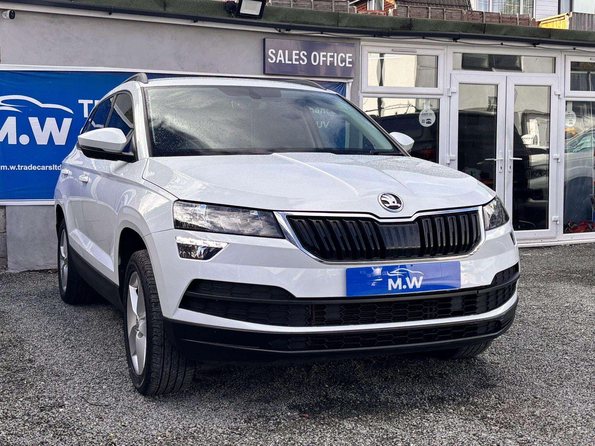 A 2020 SKODA KAROQ 1.5 TSI ACT SE DSG Euro 6 (s/s) 5dr A 2020 SKODA KAROQ 1.5 TSI ACT SE DSG Euro 6 (s/s) 5dr