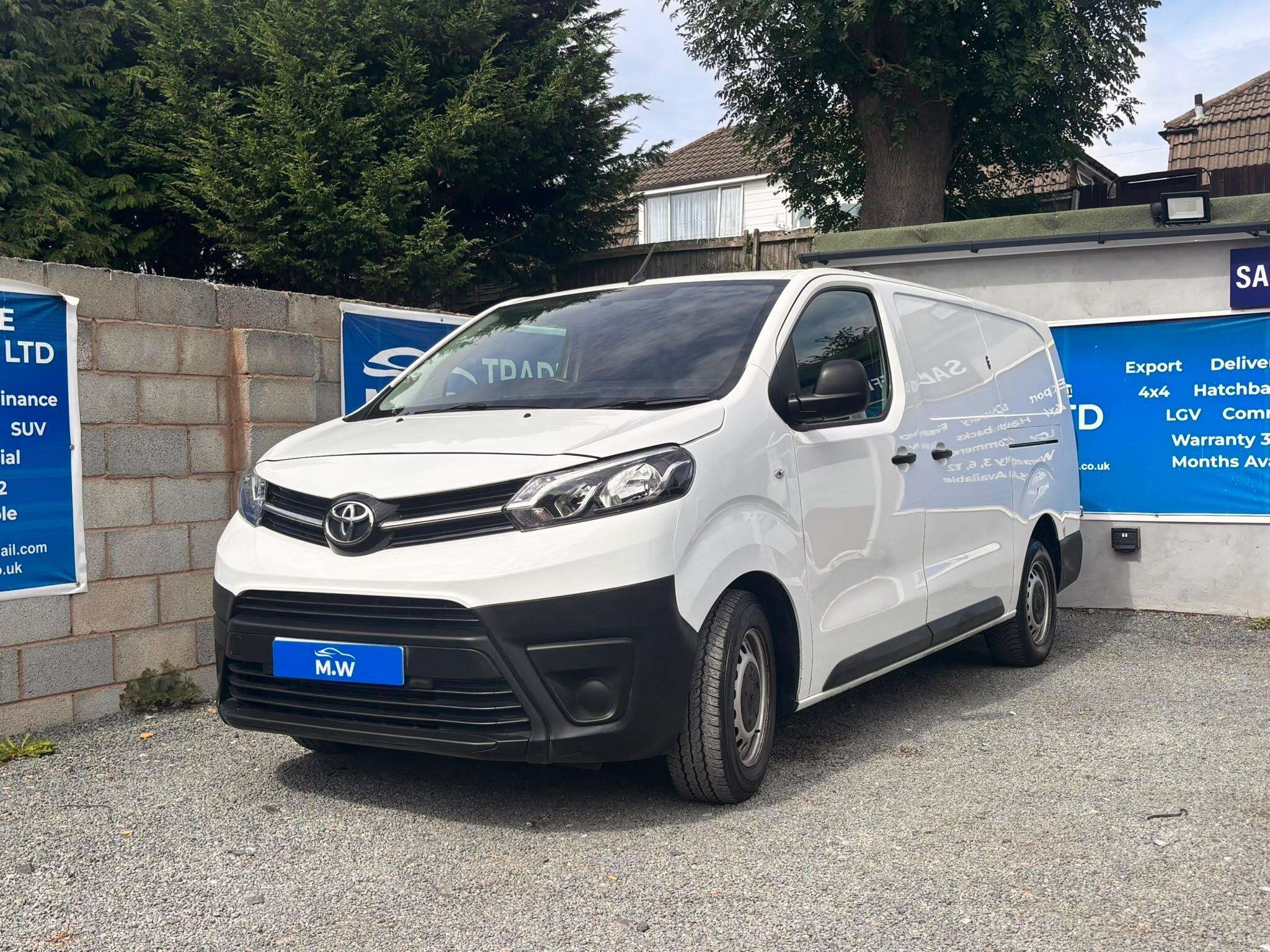 2022 TOYOTA PROACE 2022 TOYOTA PROACE