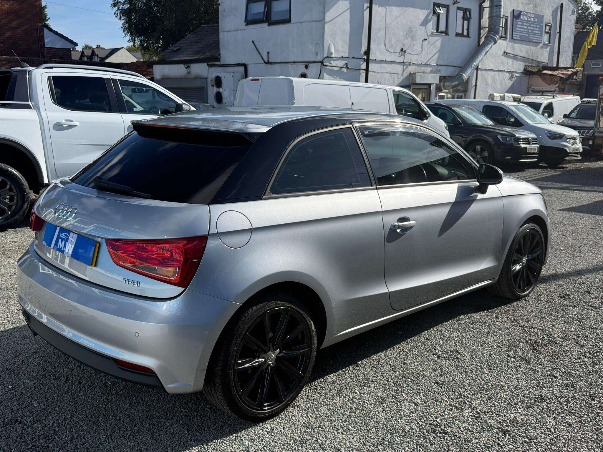 2015 AUDI A1 2015 AUDI A1