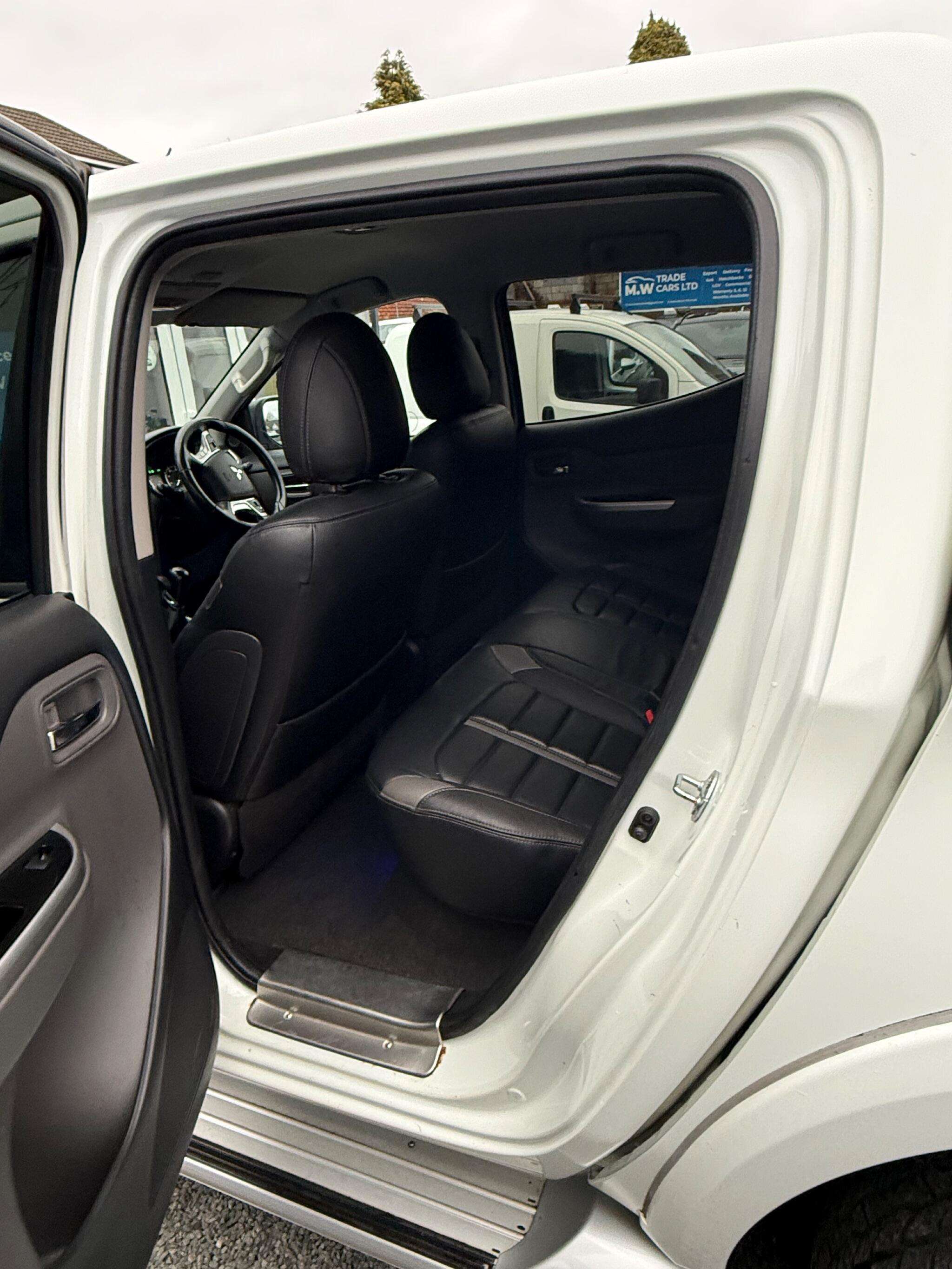 2017 MITSUBISHI L200 2017 MITSUBISHI L200