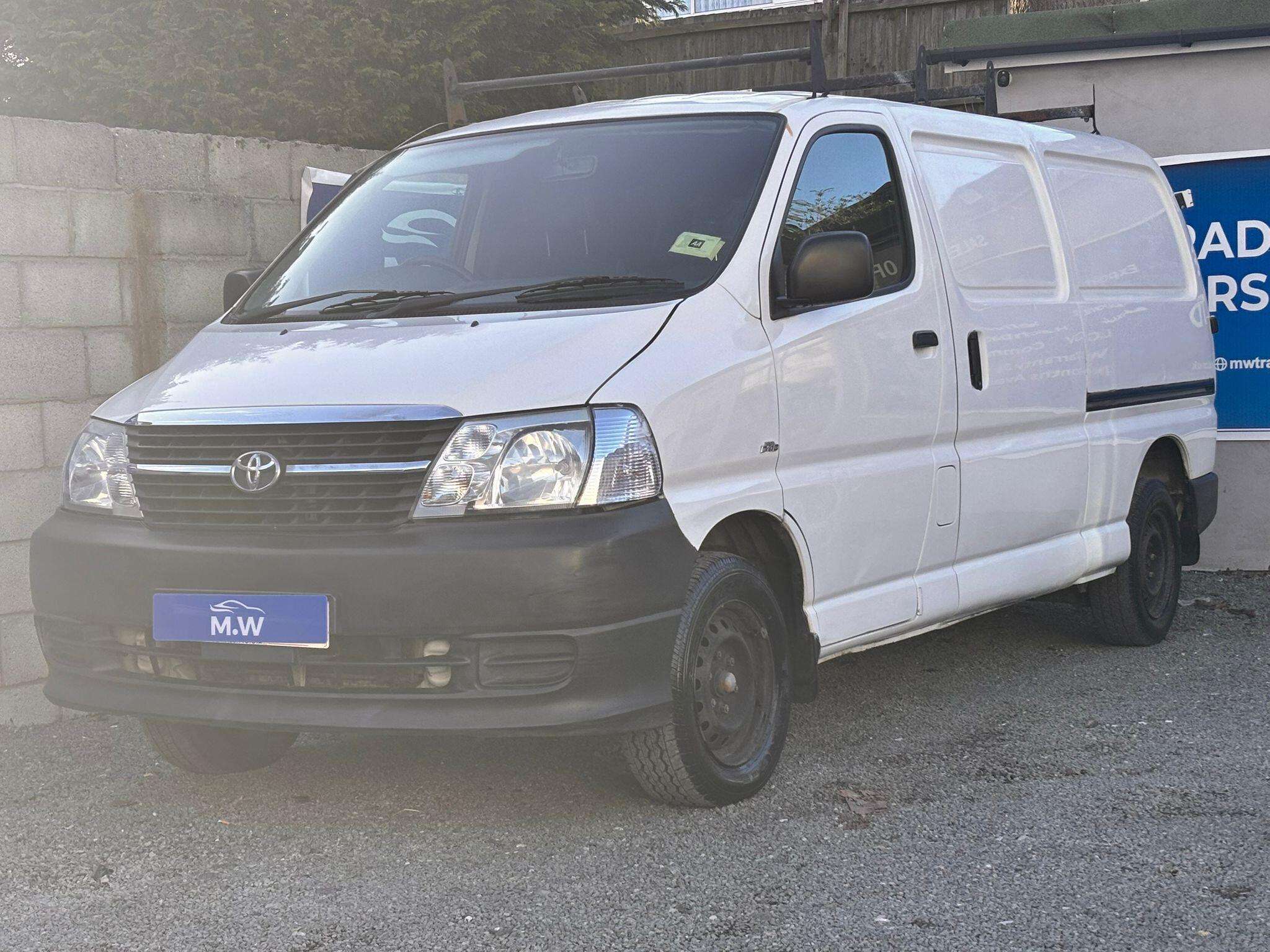 2010 TOYOTA HIACE 2010 TOYOTA HIACE