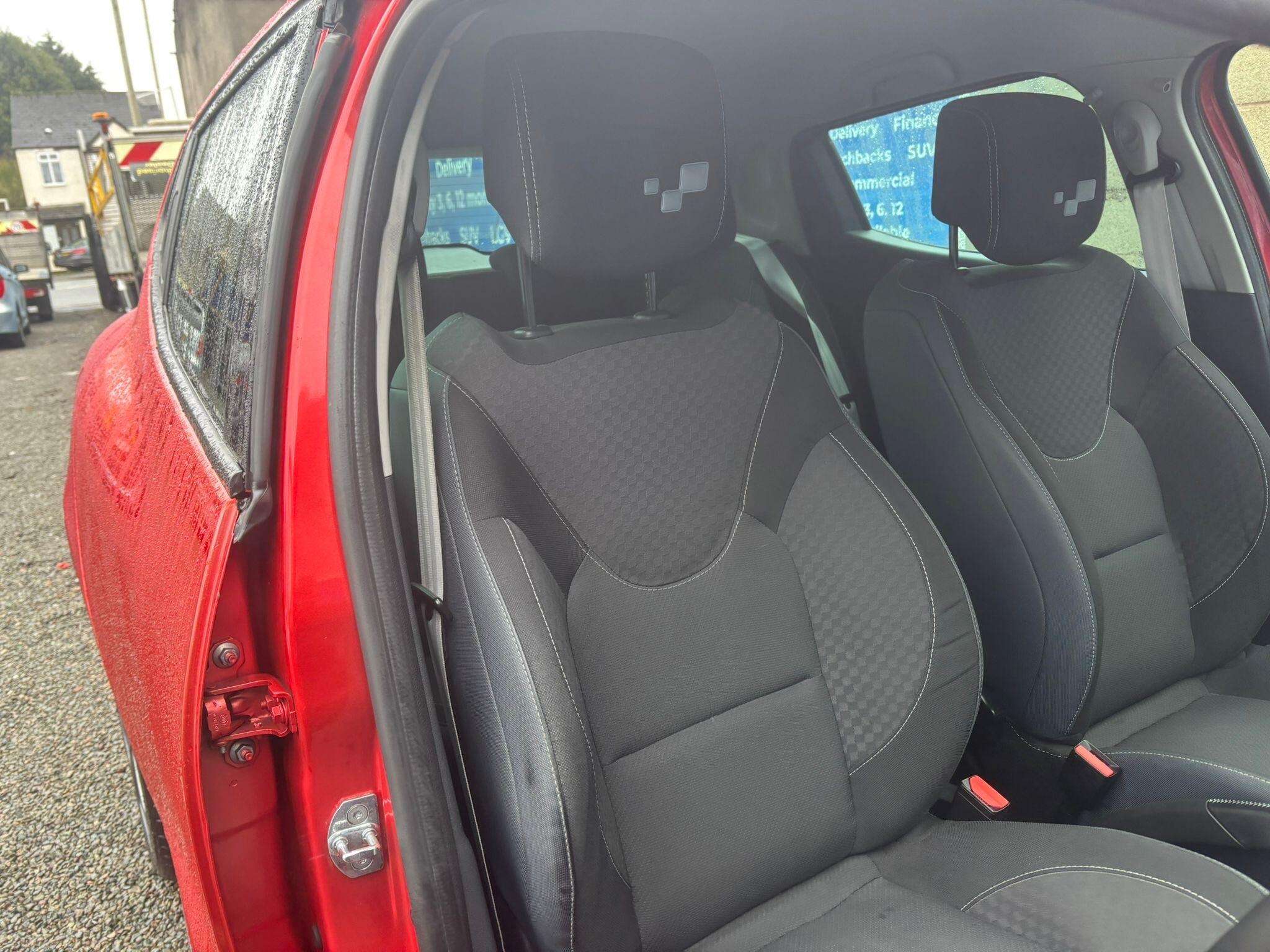 2016 RENAULT CLIO 2016 RENAULT CLIO