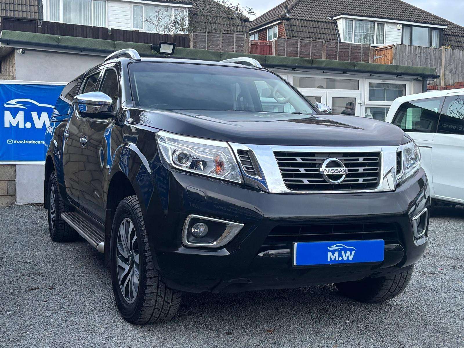 A 2017 NISSAN NAVARA 2.3 dCi Tekna 4WD Euro 6 (s/s) 4dr A 2017 NISSAN NAVARA 2.3 dCi Tekna 4WD Euro 6 (s/s) 4dr