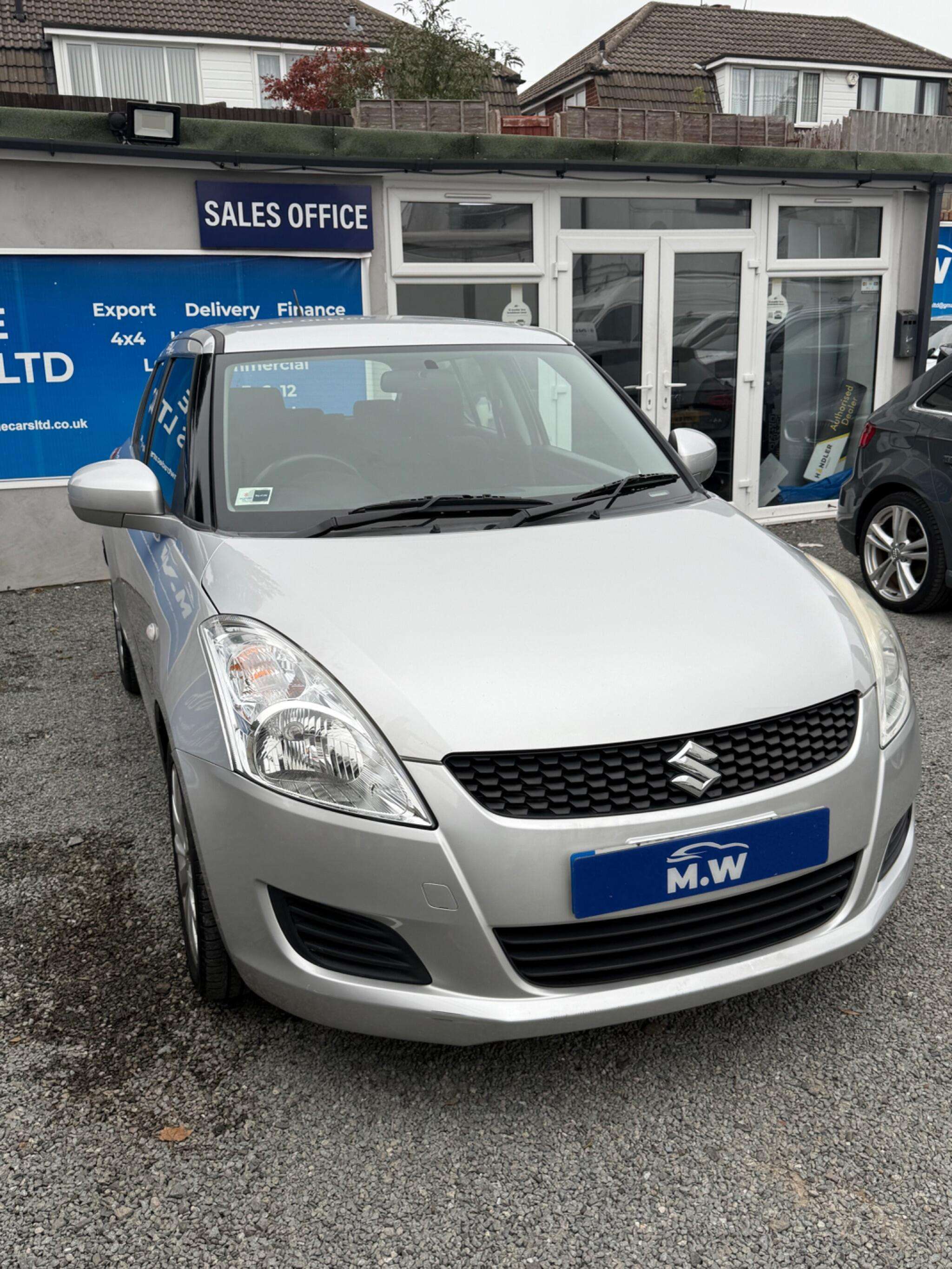 2013 SUZUKI SWIFT 2013 SUZUKI SWIFT