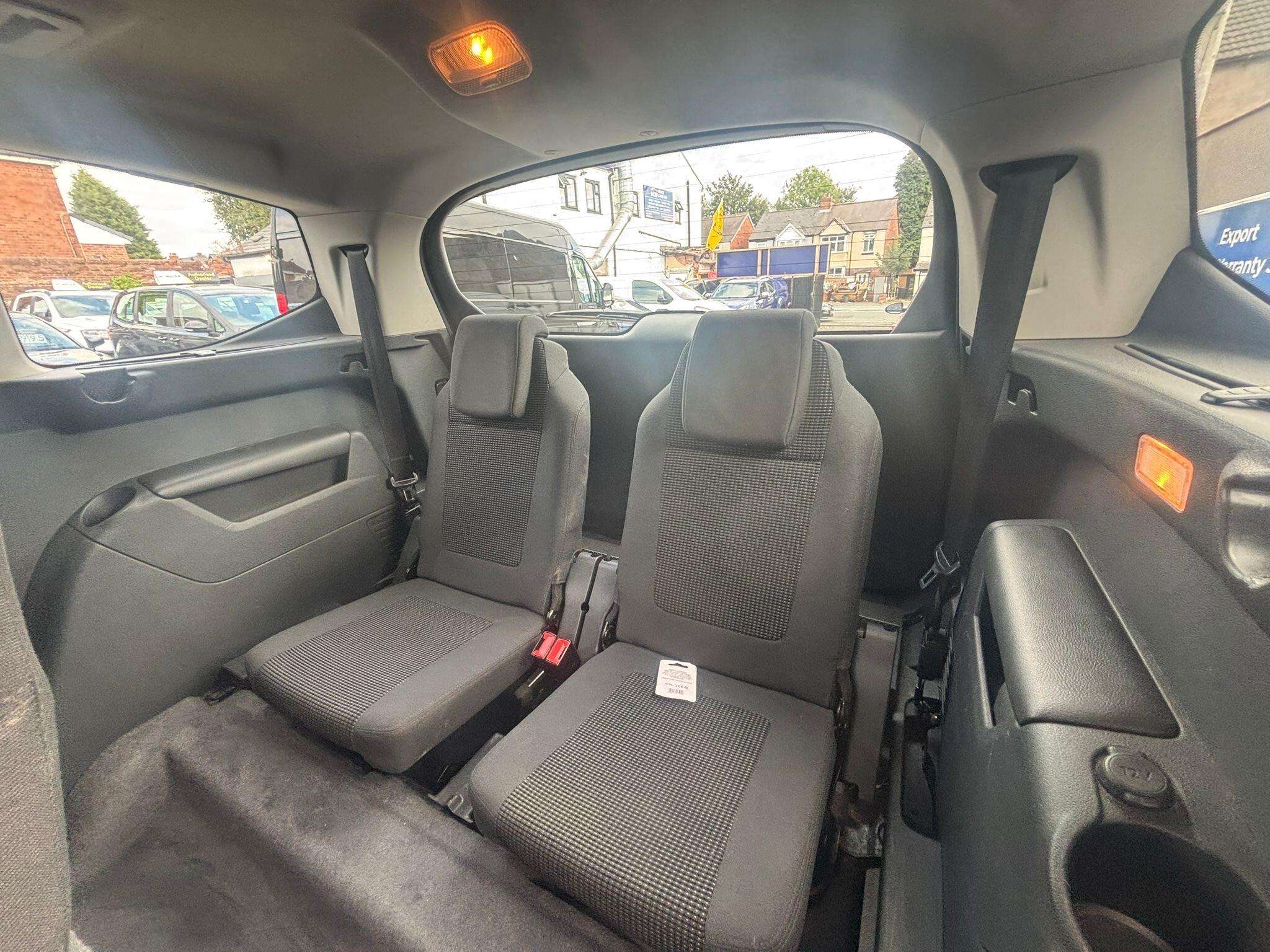 2015 PEUGEOT 5008 2015 PEUGEOT 5008