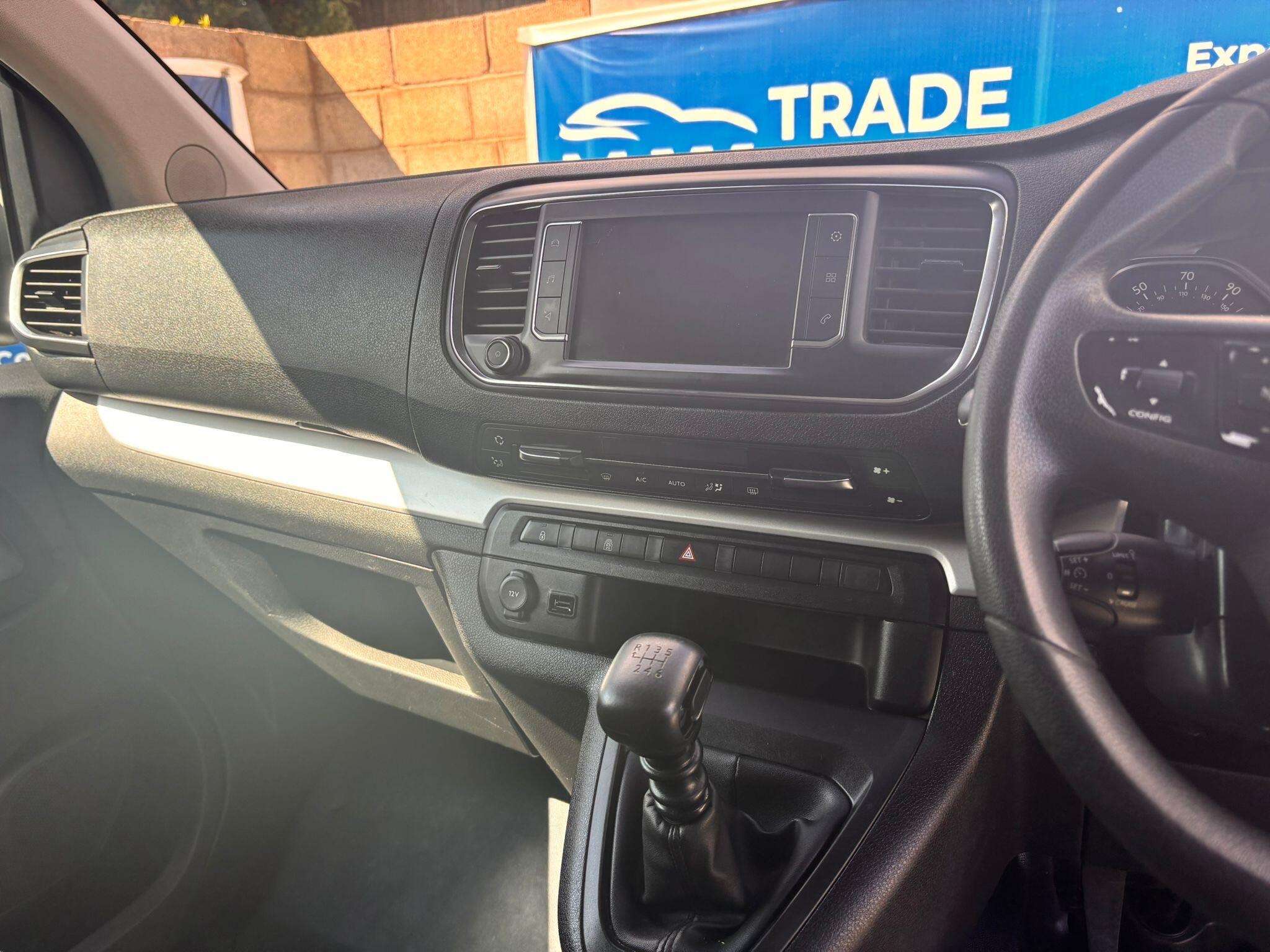 2018 TOYOTA PROACE 2018 TOYOTA PROACE