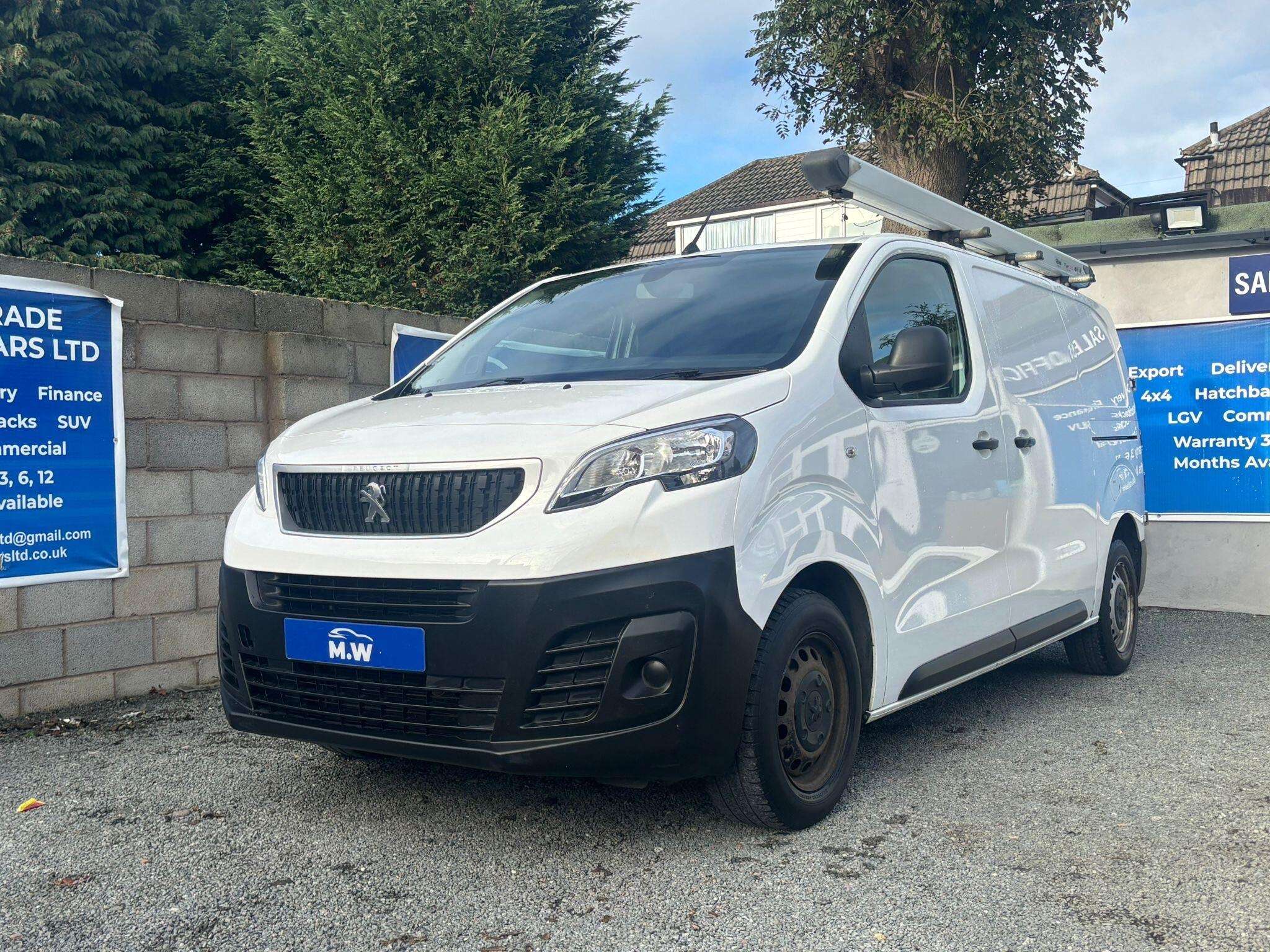 A 2020 PEUGEOT EXPERT 2.0 BlueHDi 1400 Professional Standard Panel Van MWB Euro 6 (s/s) 6dr A 2020 PEUGEOT EXPERT 2.0 BlueHDi 1400 Professional Standard Panel Van MWB Euro 6 (s/s) 6dr