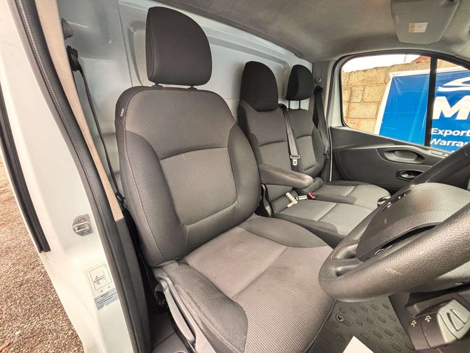 2021 RENAULT TRAFIC 2021 RENAULT TRAFIC