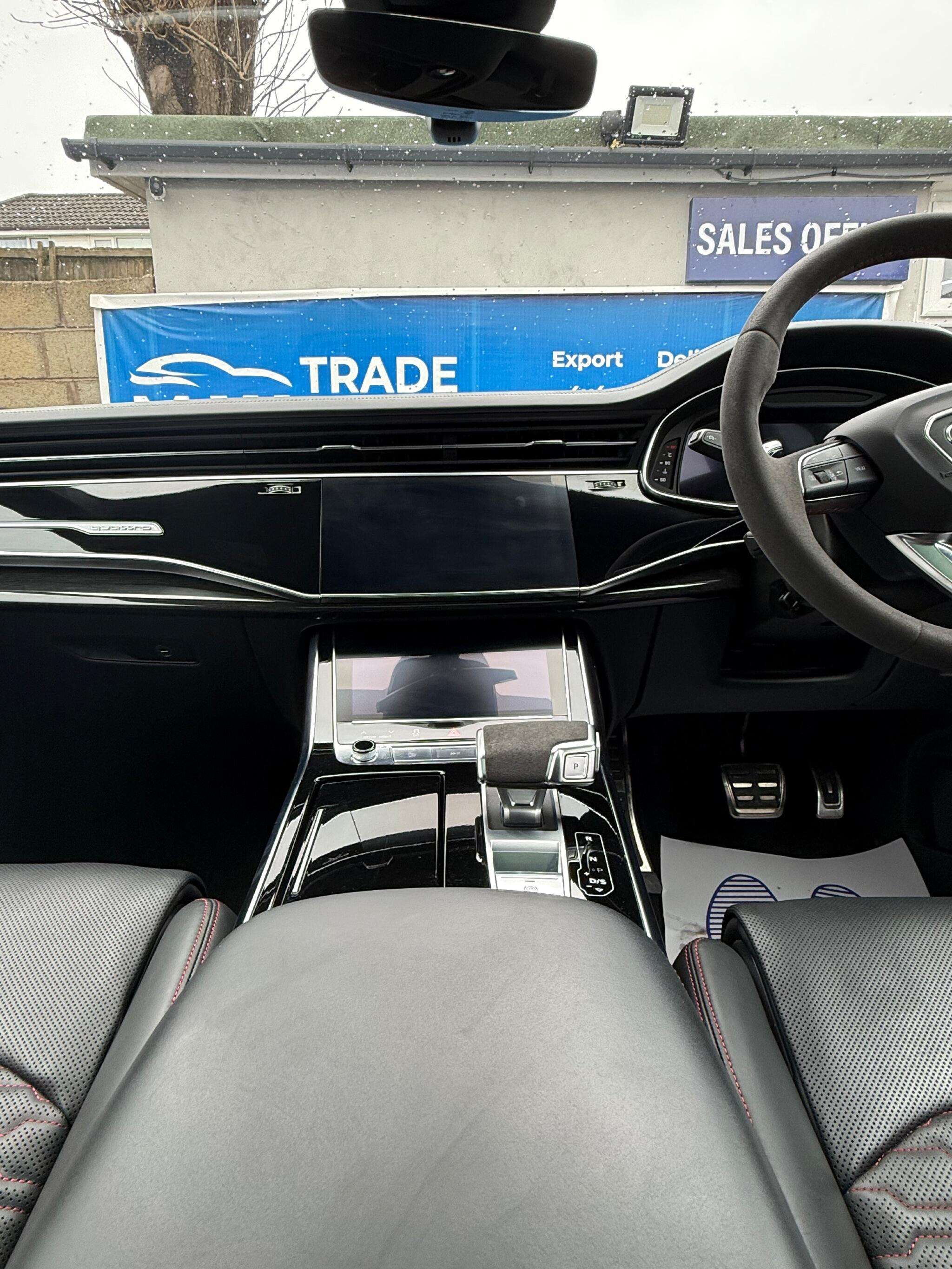 2023 AUDI RS Q8 2023 AUDI RS Q8