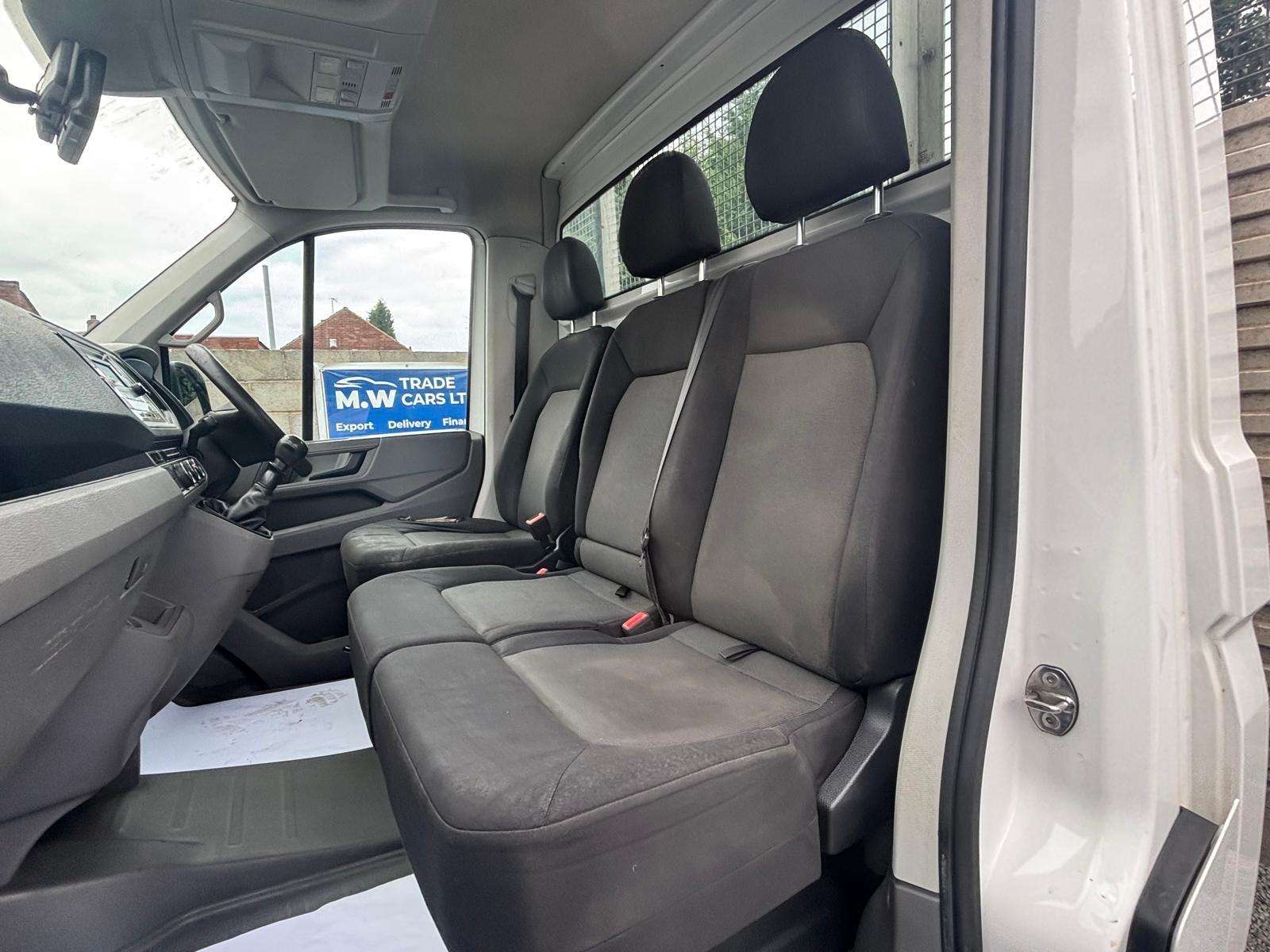 A 2021 VOLKSWAGEN CRAFTER 2.0 TDI CR35 Startline RWD LWB Euro 6 (s/s) 2dr A 2021 VOLKSWAGEN CRAFTER 2.0 TDI CR35 Startline RWD LWB Euro 6 (s/s) 2dr