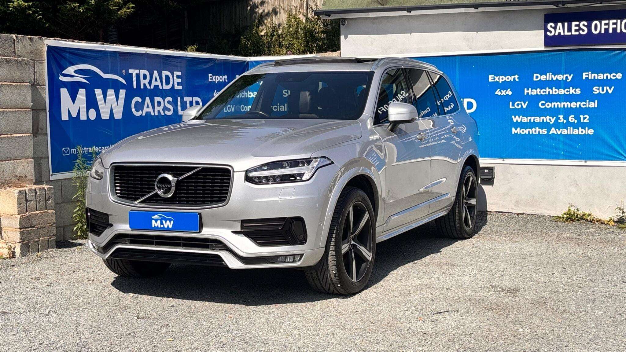 A 2019 VOLVO XC90 2.0 D5 PowerPulse R-Design Auto 4WD Euro 6 (s/s) 5dr A 2019 VOLVO XC90 2.0 D5 PowerPulse R-Design Auto 4WD Euro 6 (s/s) 5dr