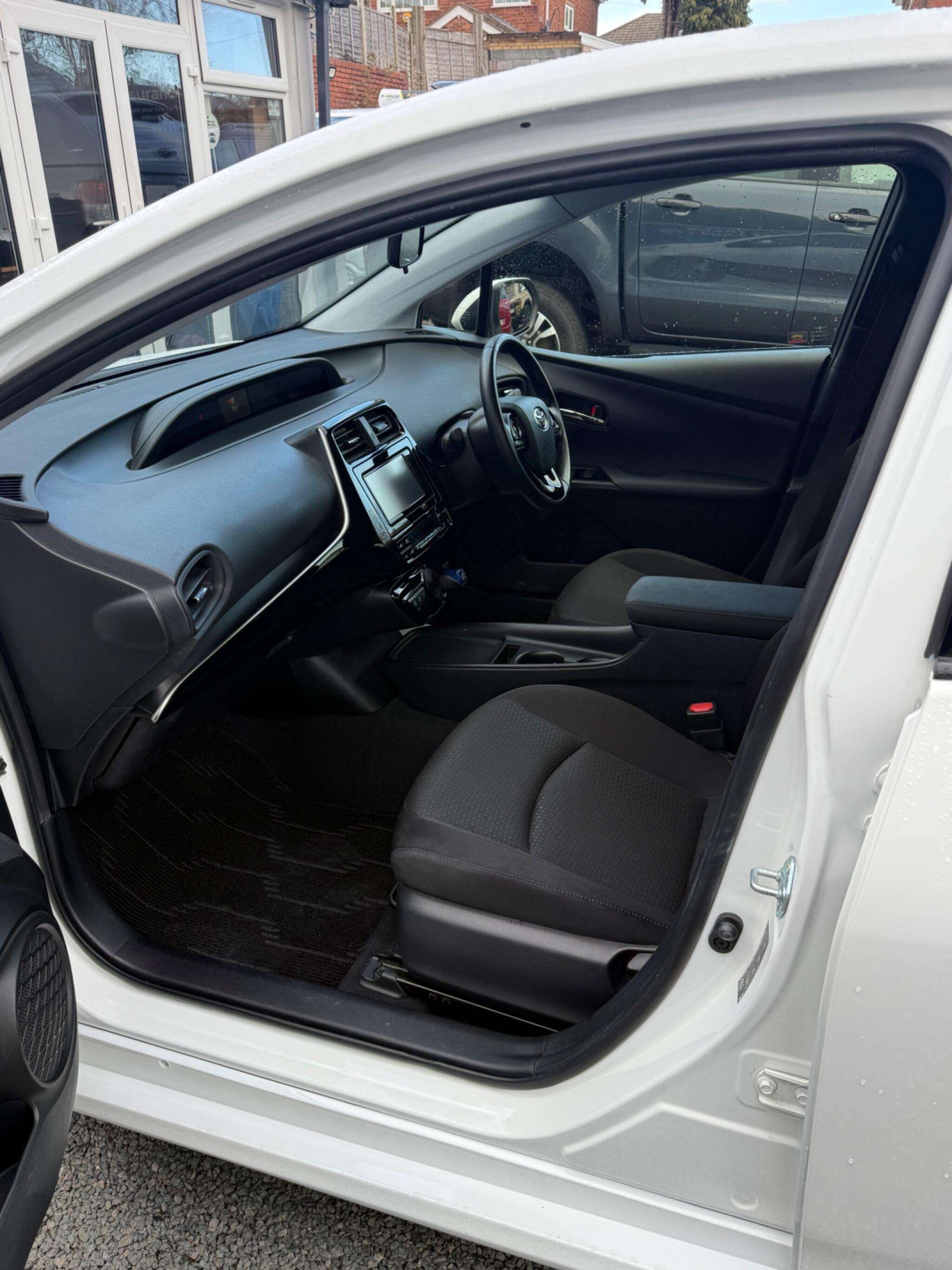 2020 TOYOTA PRIUS 2020 TOYOTA PRIUS