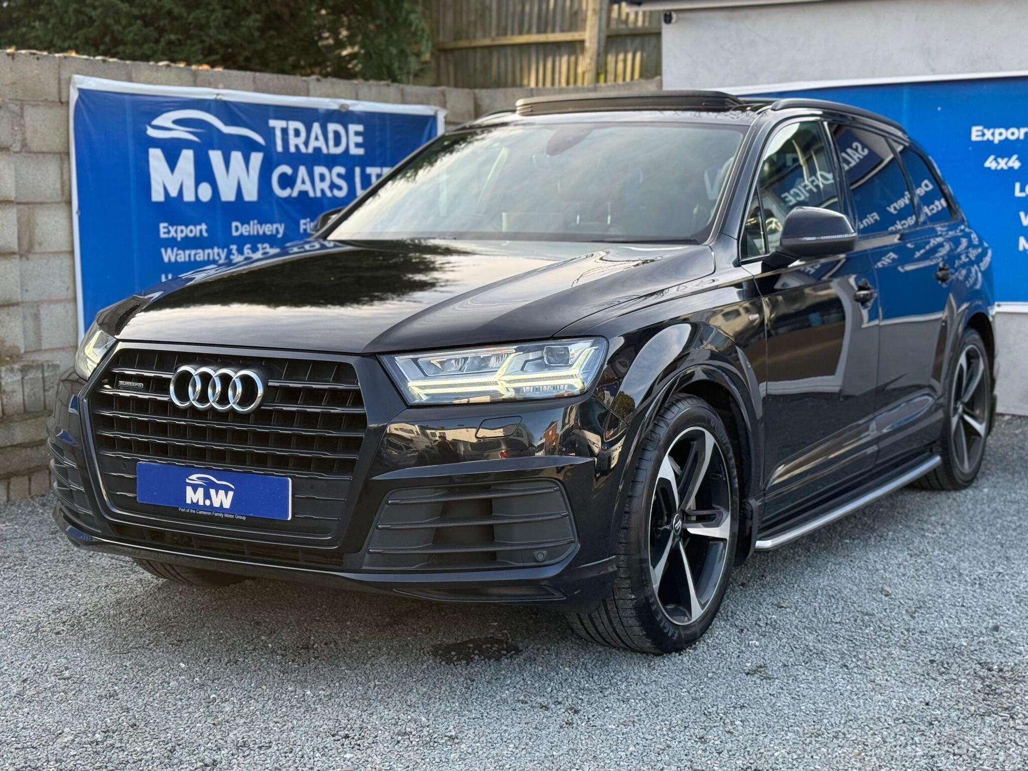 A 2018 AUDI Q7 3.0 TDI V6 50 Black Edition Tiptronic quattro Euro 6 (s/s) 5dr A 2018 AUDI Q7 3.0 TDI V6 50 Black Edition Tiptronic quattro Euro 6 (s/s) 5dr