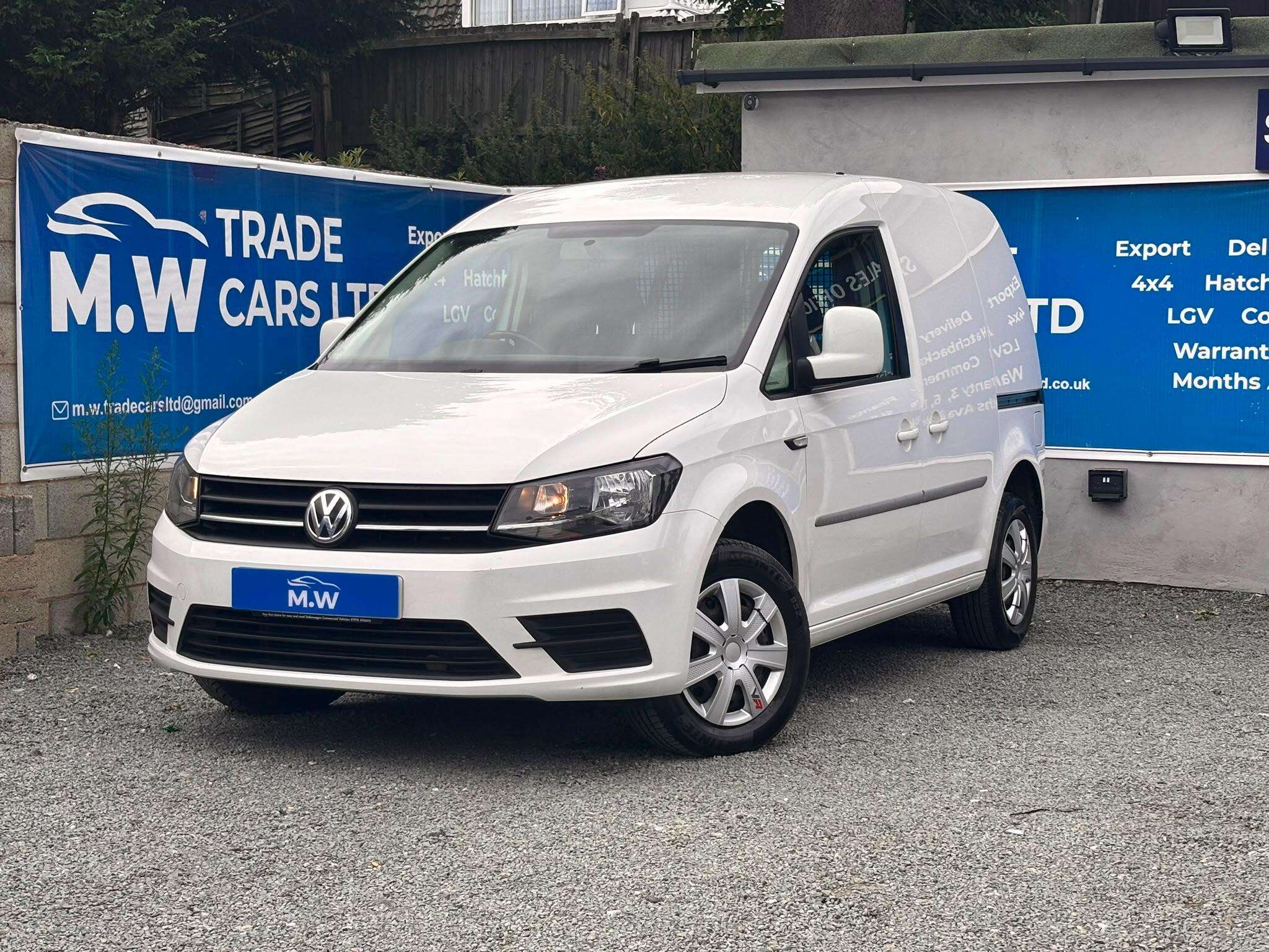 A 2018 VOLKSWAGEN CADDY 2.0 TDI C20 BlueMotion Tech Trendline SWB Euro 6 (s/s) 5dr A 2018 VOLKSWAGEN CADDY 2.0 TDI C20 BlueMotion Tech Trendline SWB Euro 6 (s/s) 5dr