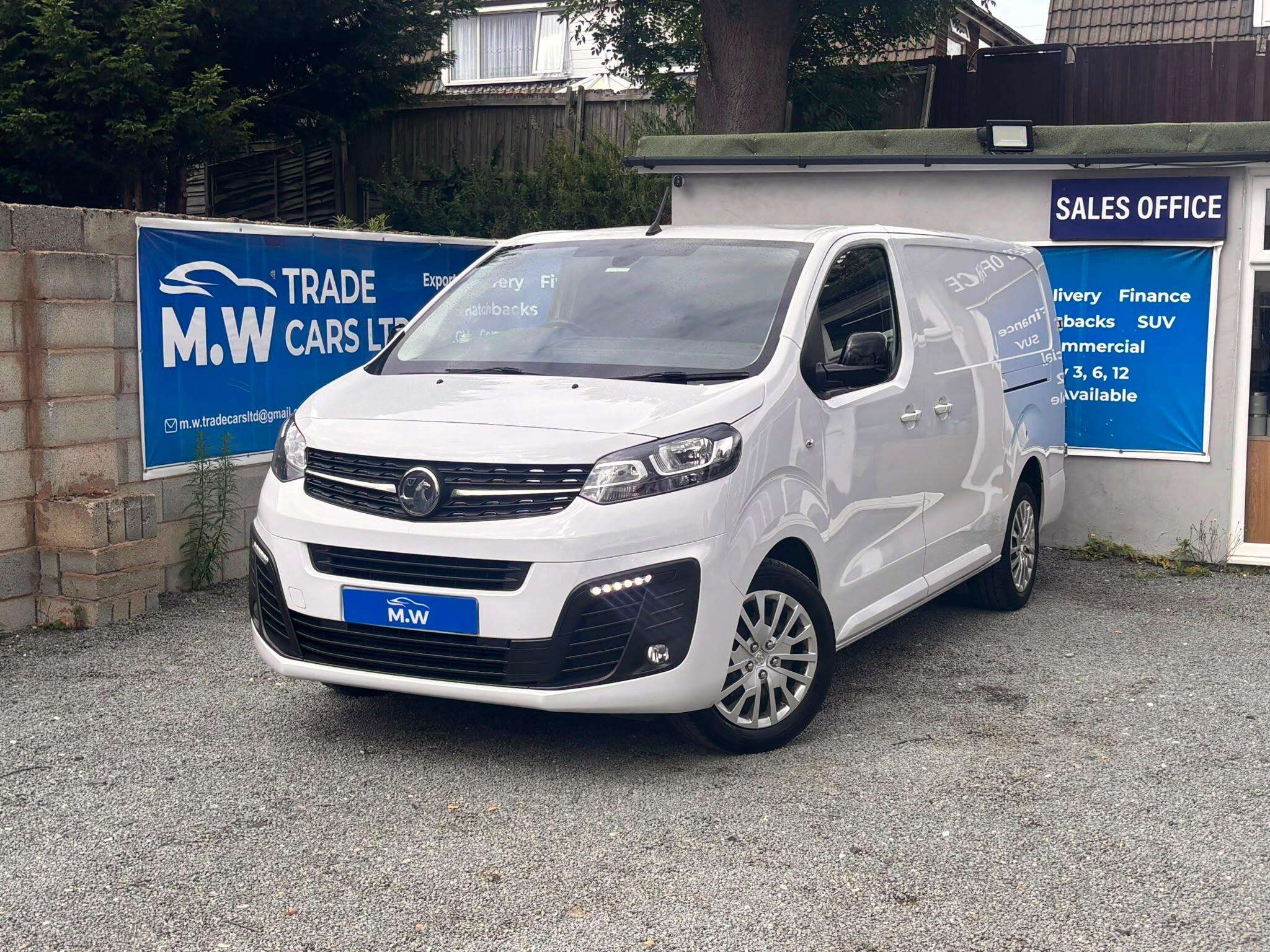 A 2023 VAUXHALL VIVARO 1.5 Turbo D 2900 Pro L2 H1 Euro 6 (s/s) 6dr A 2023 VAUXHALL VIVARO 1.5 Turbo D 2900 Pro L2 H1 Euro 6 (s/s) 6dr