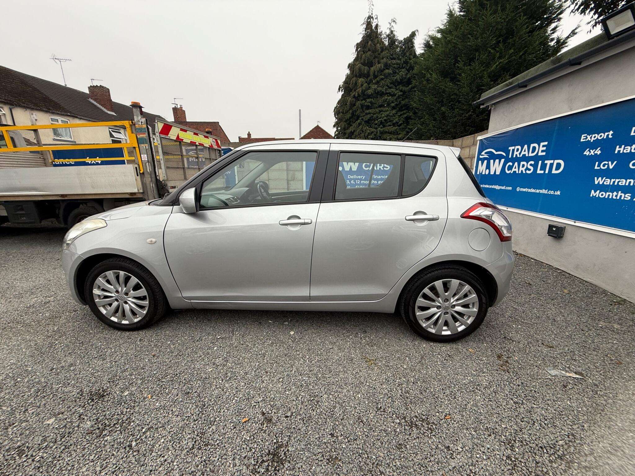 2013 SUZUKI SWIFT 2013 SUZUKI SWIFT