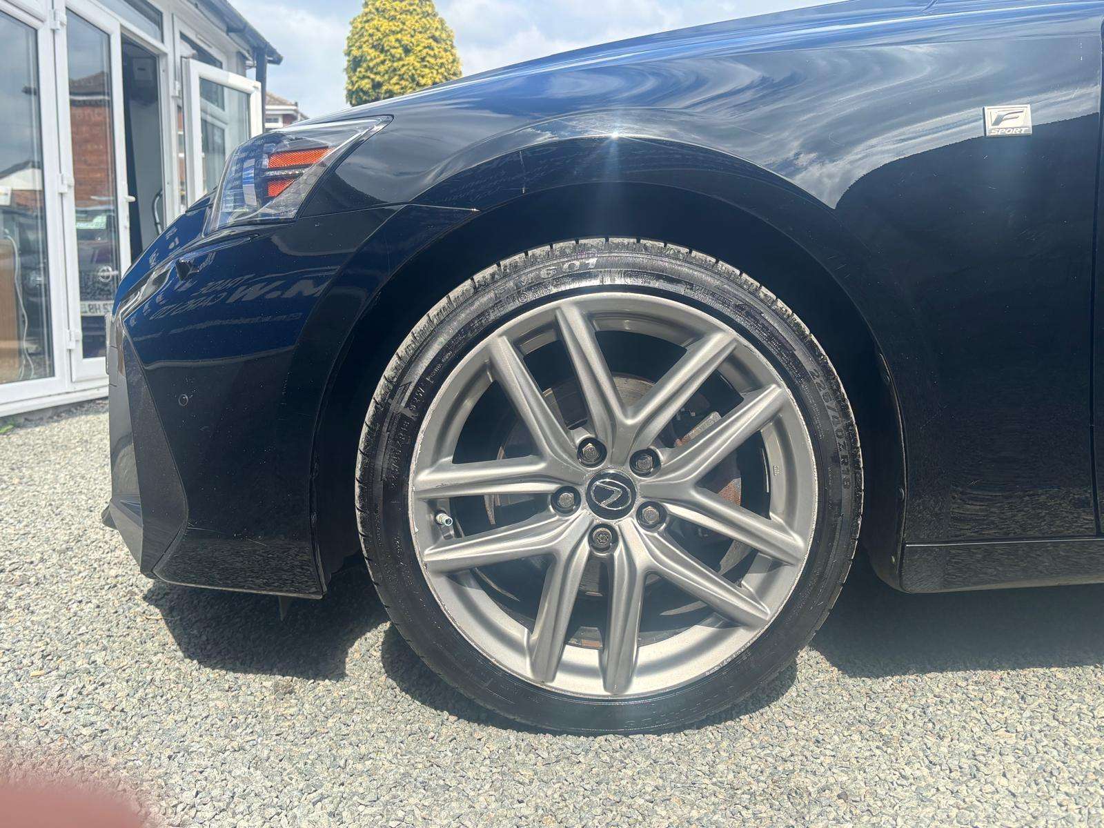 2019 LEXUS IS 2019 LEXUS IS