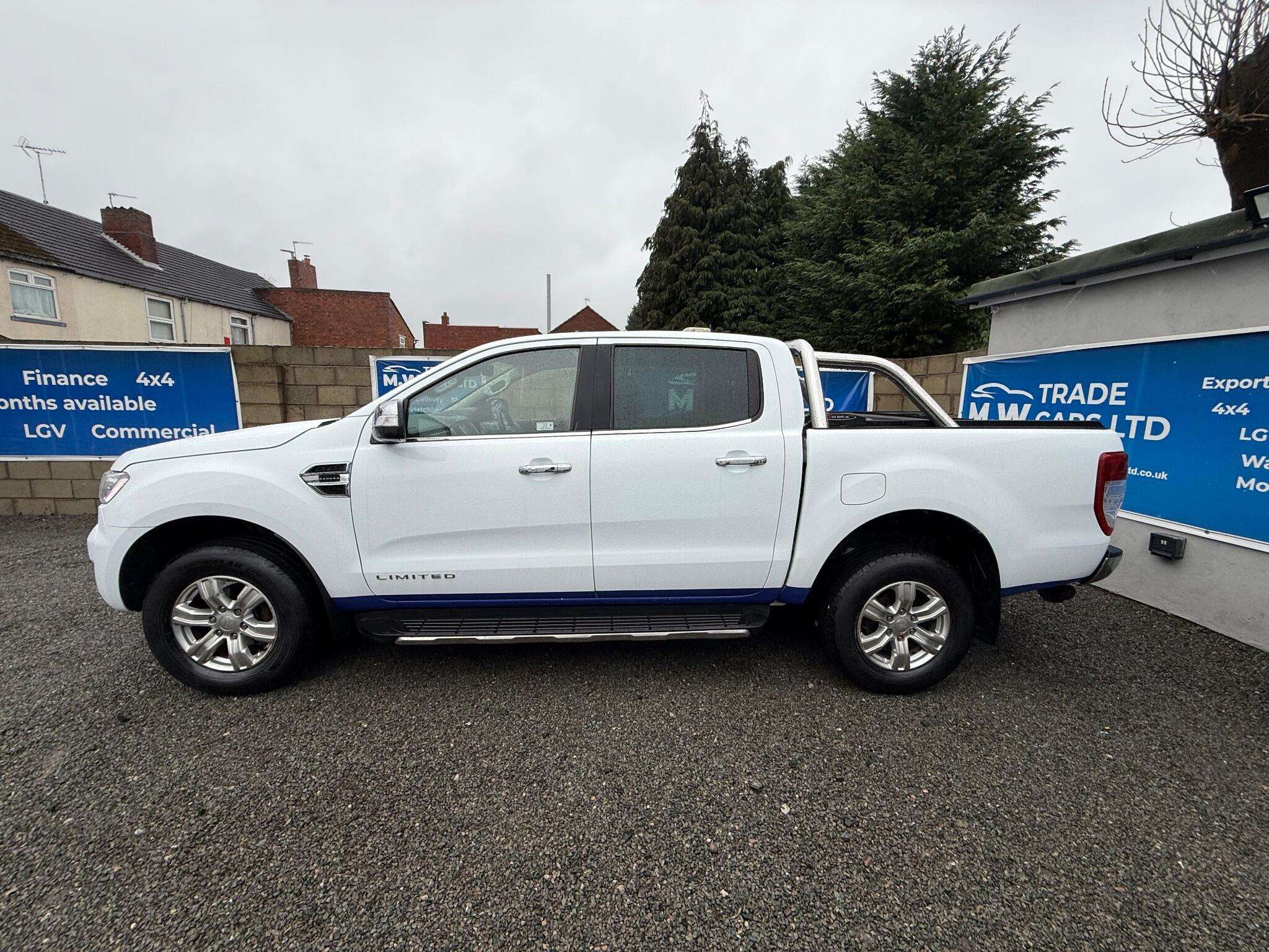 A 2020 FORD RANGER 2.0 EcoBlue Limited Auto 4WD Euro 6 (s/s) 4dr A 2020 FORD RANGER 2.0 EcoBlue Limited Auto 4WD Euro 6 (s/s) 4dr