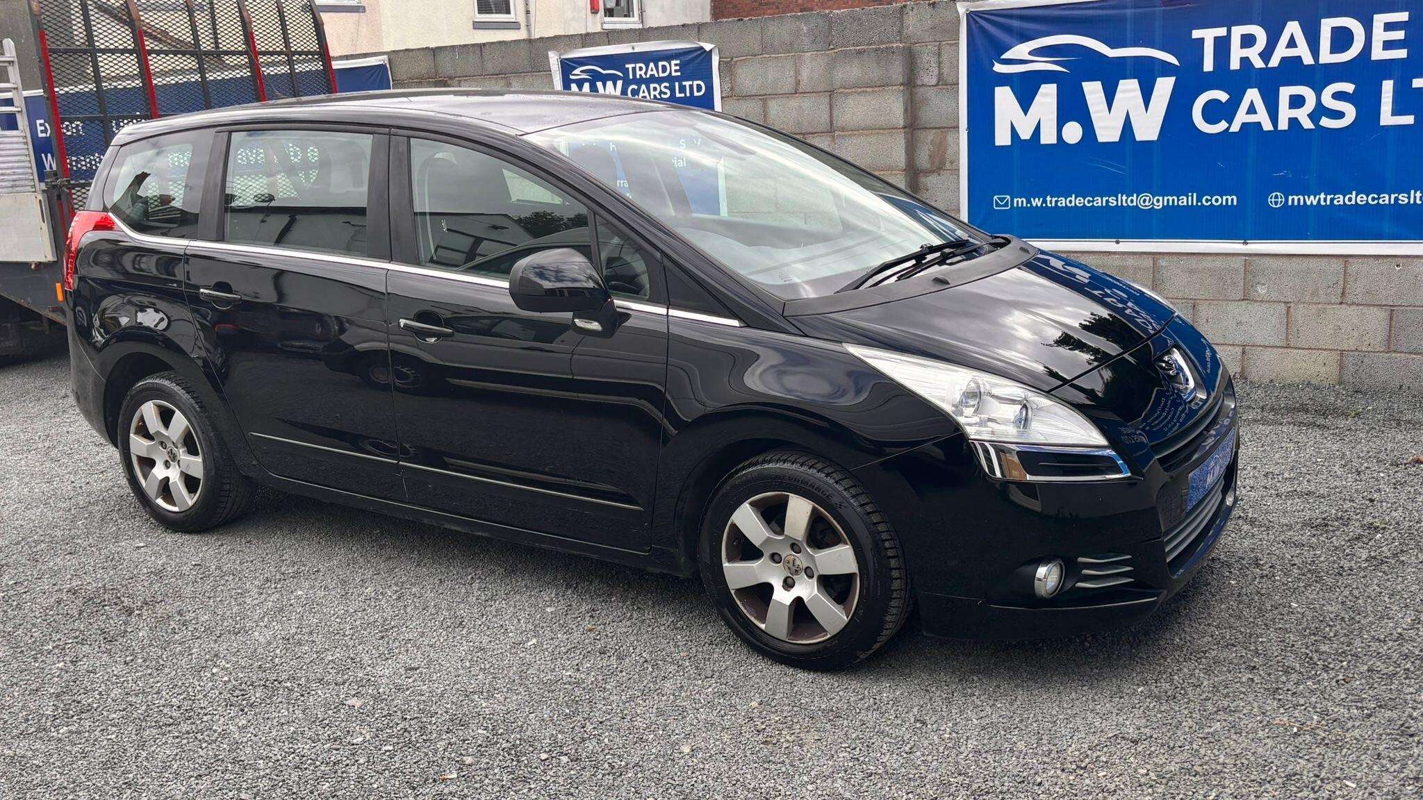 A 2011 PEUGEOT 5008 1.6 VTi Sport Euro 5 5dr A 2011 PEUGEOT 5008 1.6 VTi Sport Euro 5 5dr