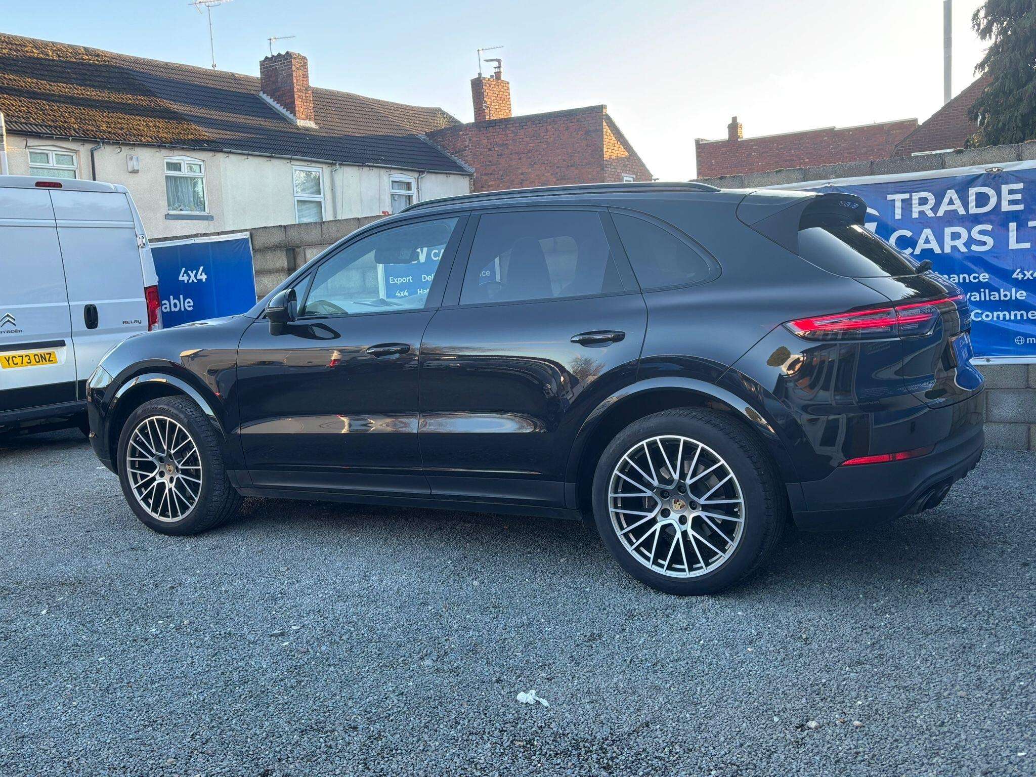 2022 PORSCHE CAYENNE 2022 PORSCHE CAYENNE