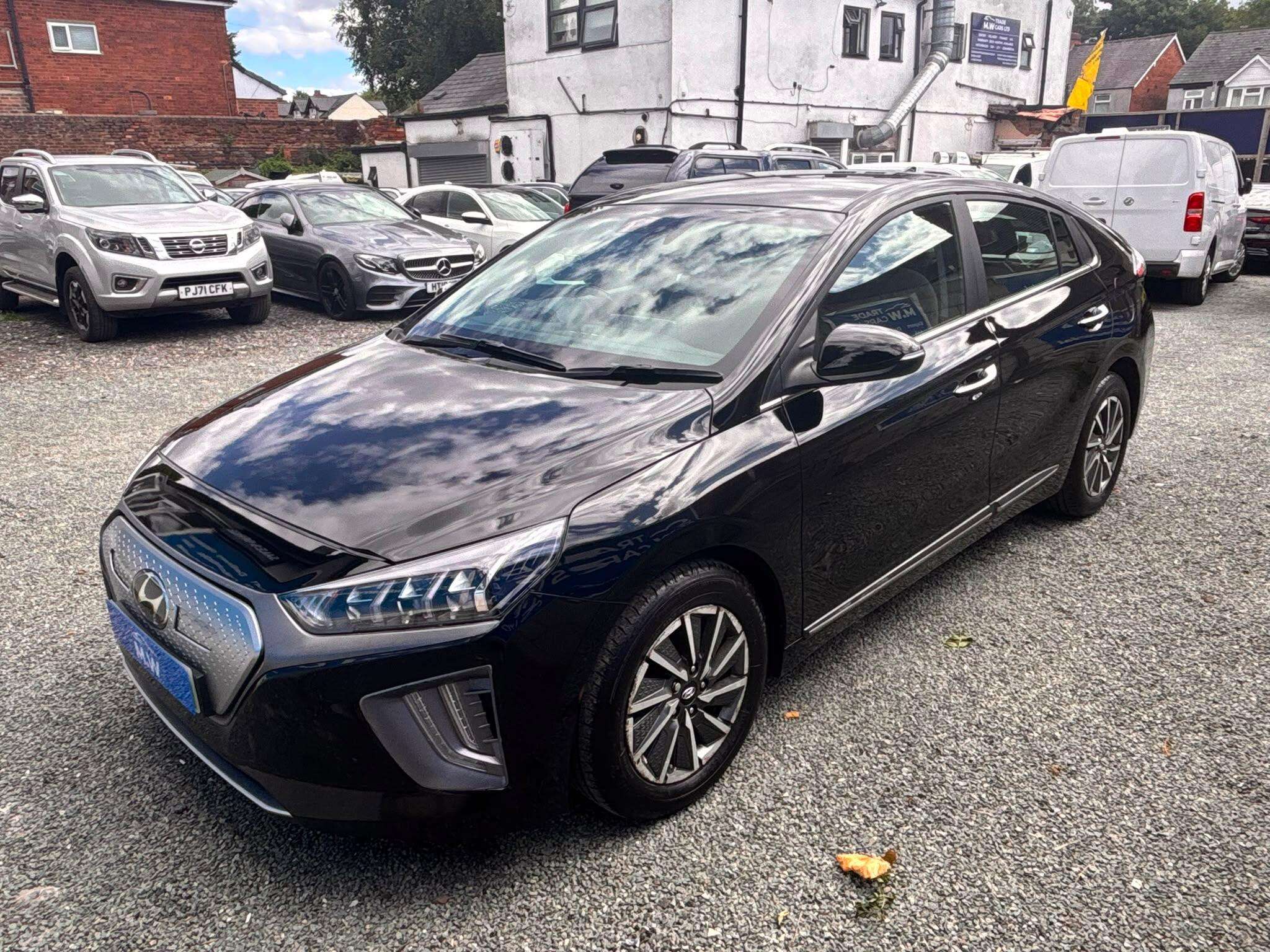 2022 HYUNDAI IONIQ 2022 HYUNDAI IONIQ